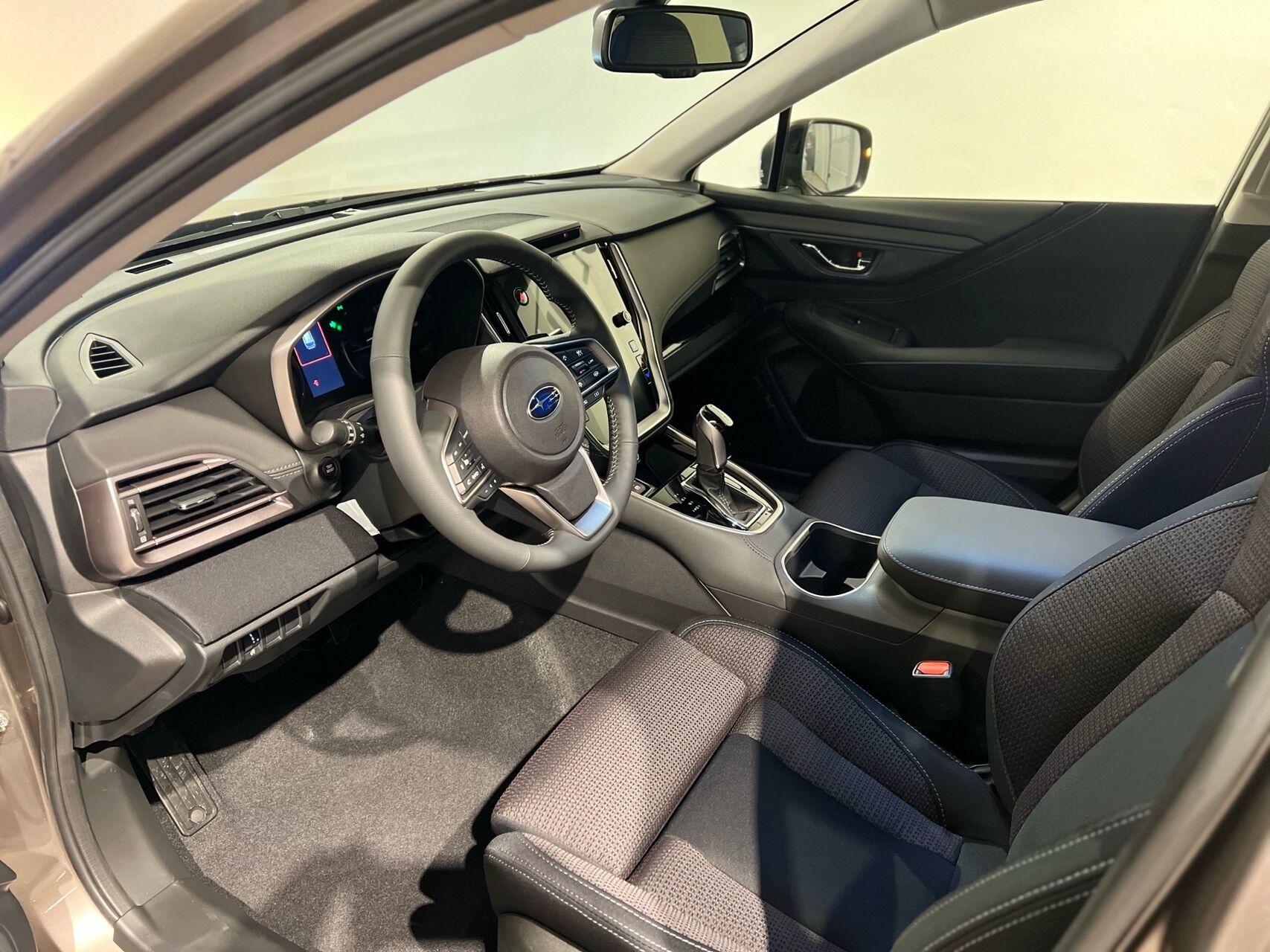 Billede af Subaru Outback 2,5 Adventure AWD Lineartronic 169HK Stc 6g Aut.