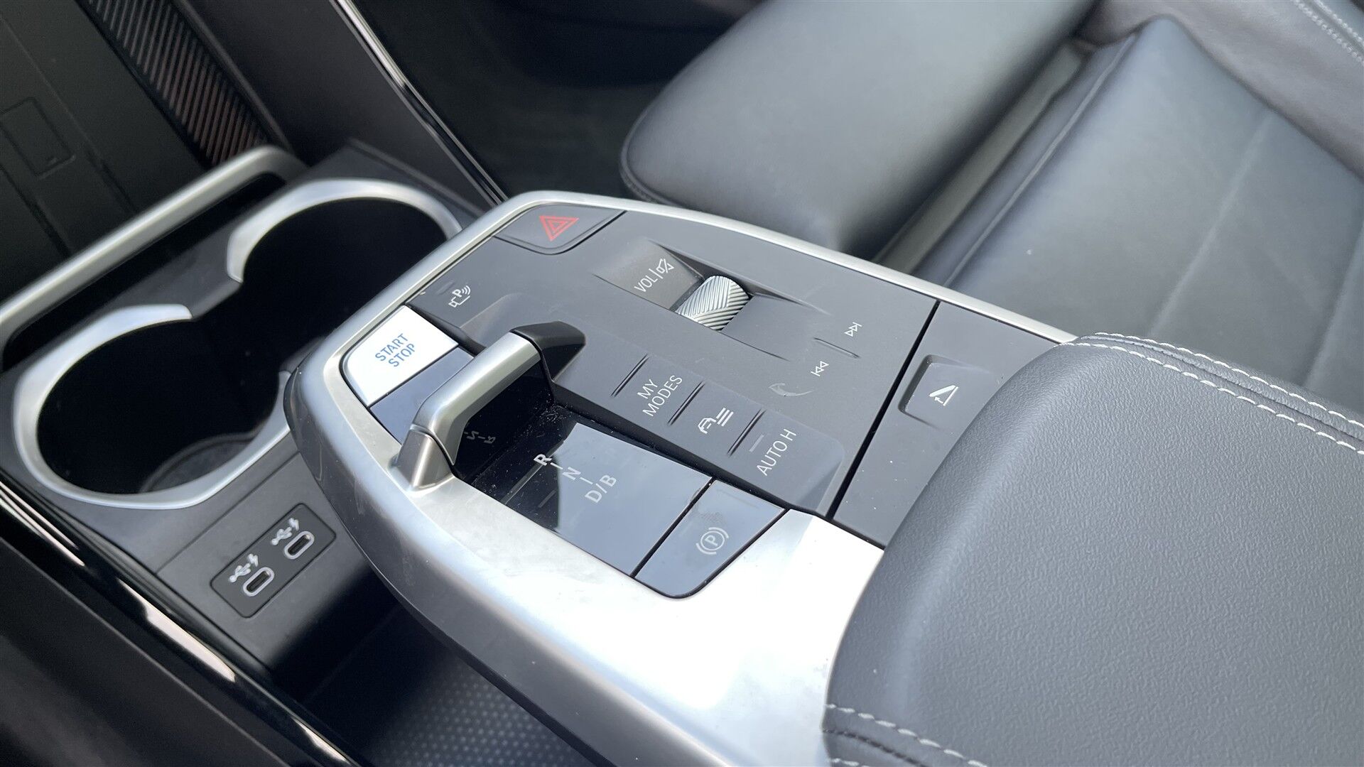 Billede af BMW iX1 xDrive30 Fully Charged M Sport 313HK 5d Aut. 