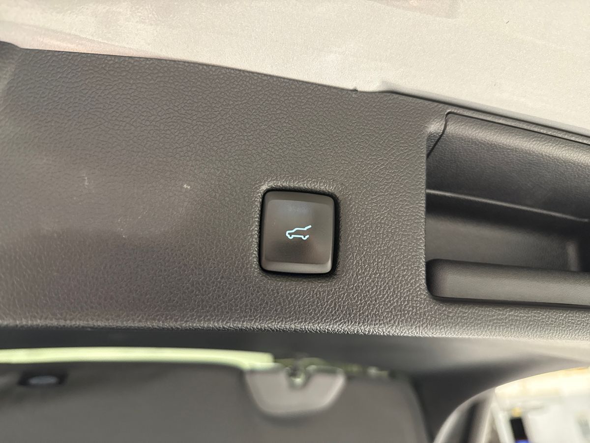 Billede af Ford Kuga 2,5 Plugin-hybrid Titanium X CVT 225HK 5d Trinl. Gear