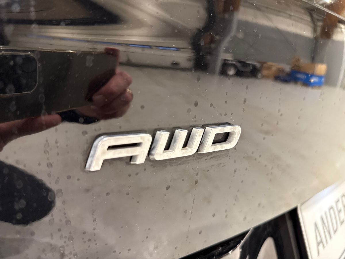 Billede af Ford Mustang Mach-E EL UR Premium AWD 351HK 5d Aut.