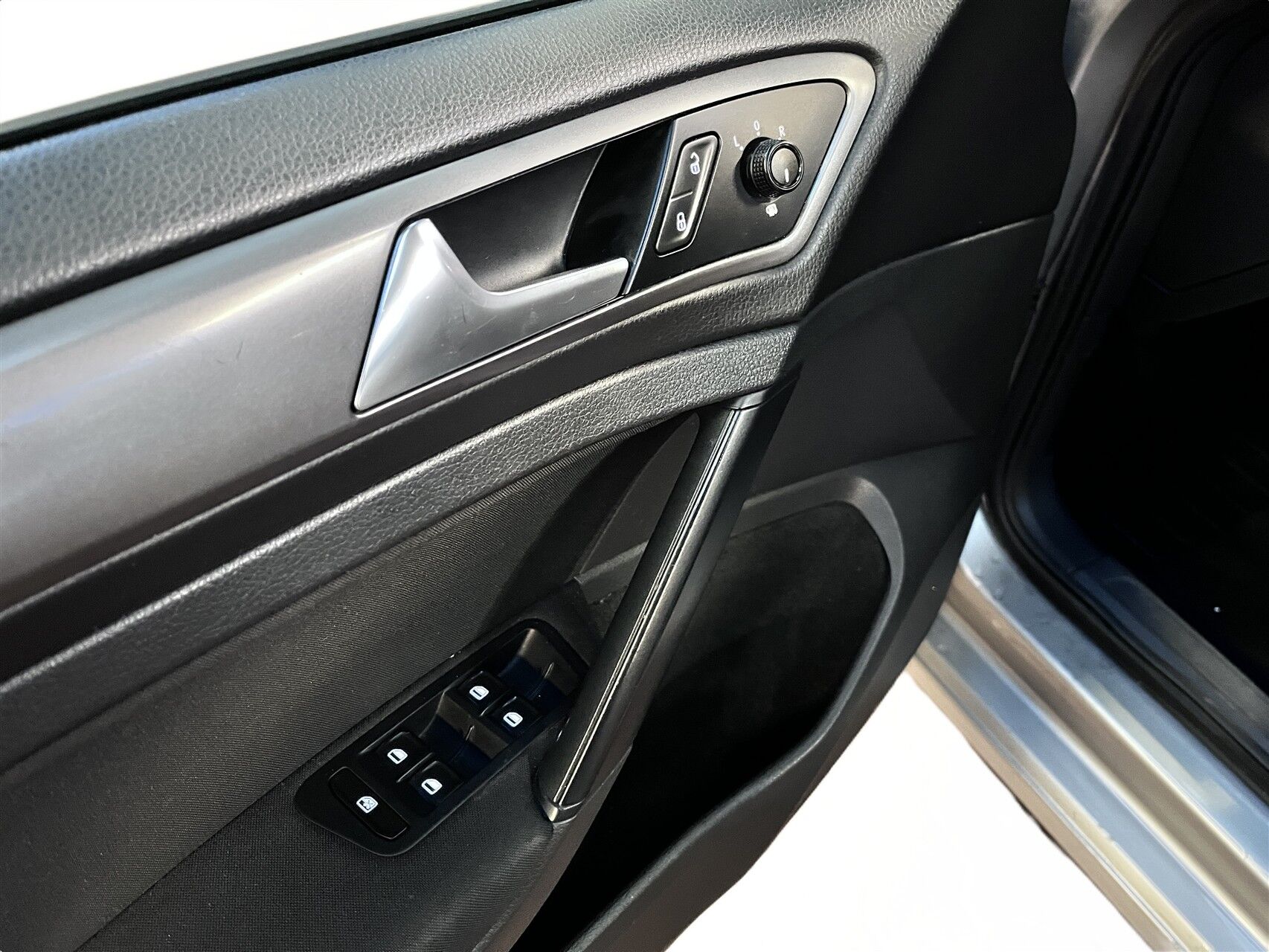 Billede af VW Golf 1,6 TDI BMT Startline 105HK 5d