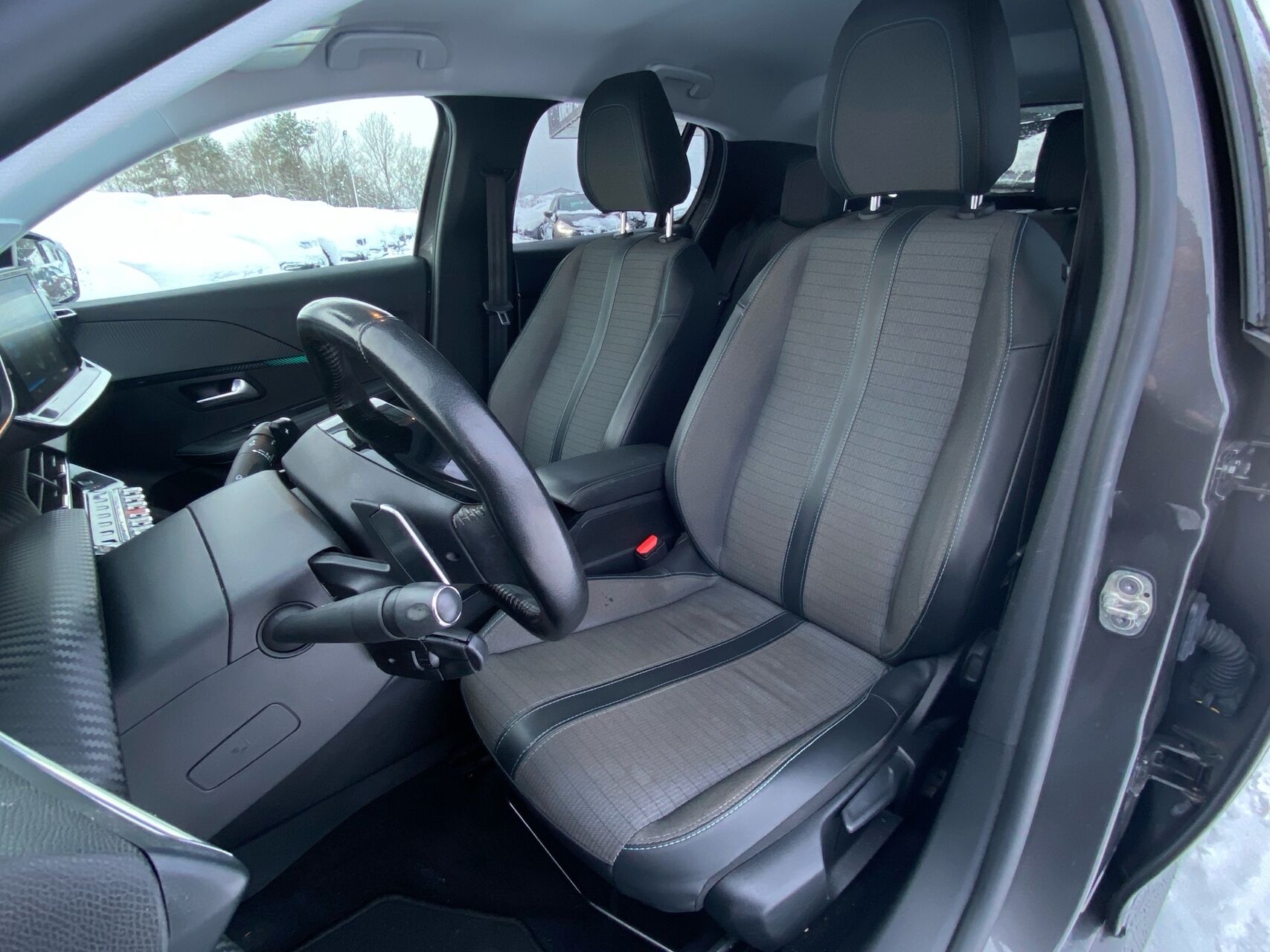 Billede af Peugeot 208 1,2 PureTech Allure+ EAT8 100HK 5d 8g Aut.