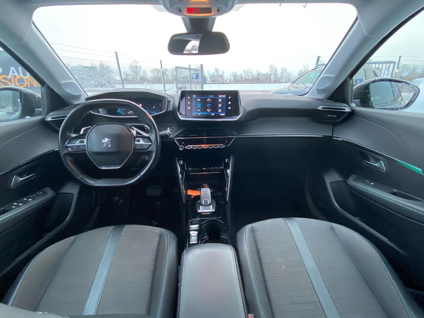 Billede af Peugeot 208 1,2 PureTech Allure+ EAT8 100HK 5d 8g Aut.