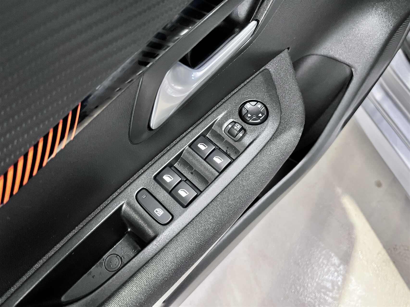 Billede af Peugeot e-208 EL Active 136HK 5d Aut.