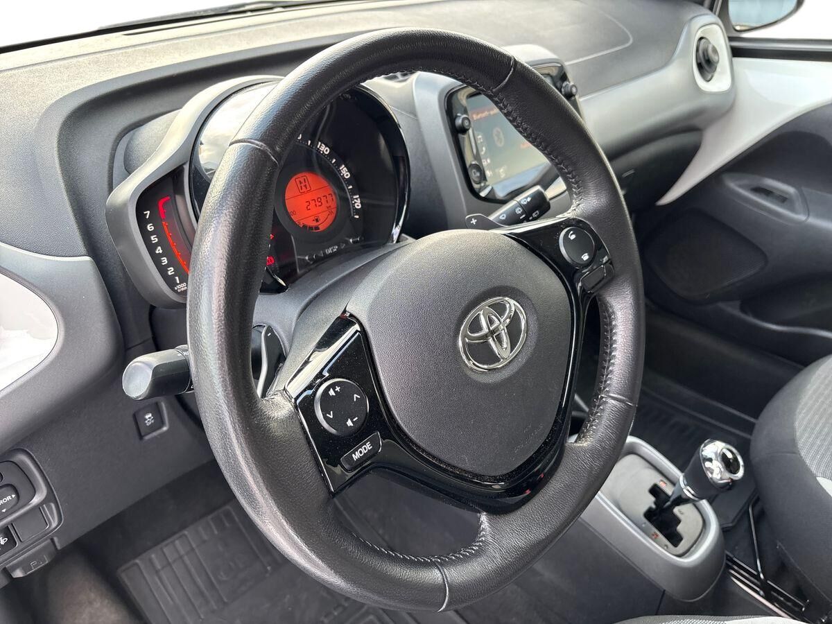 Billede af Toyota Aygo 1,0 VVT-I X-Press X-Shift 72HK 5d Aut.