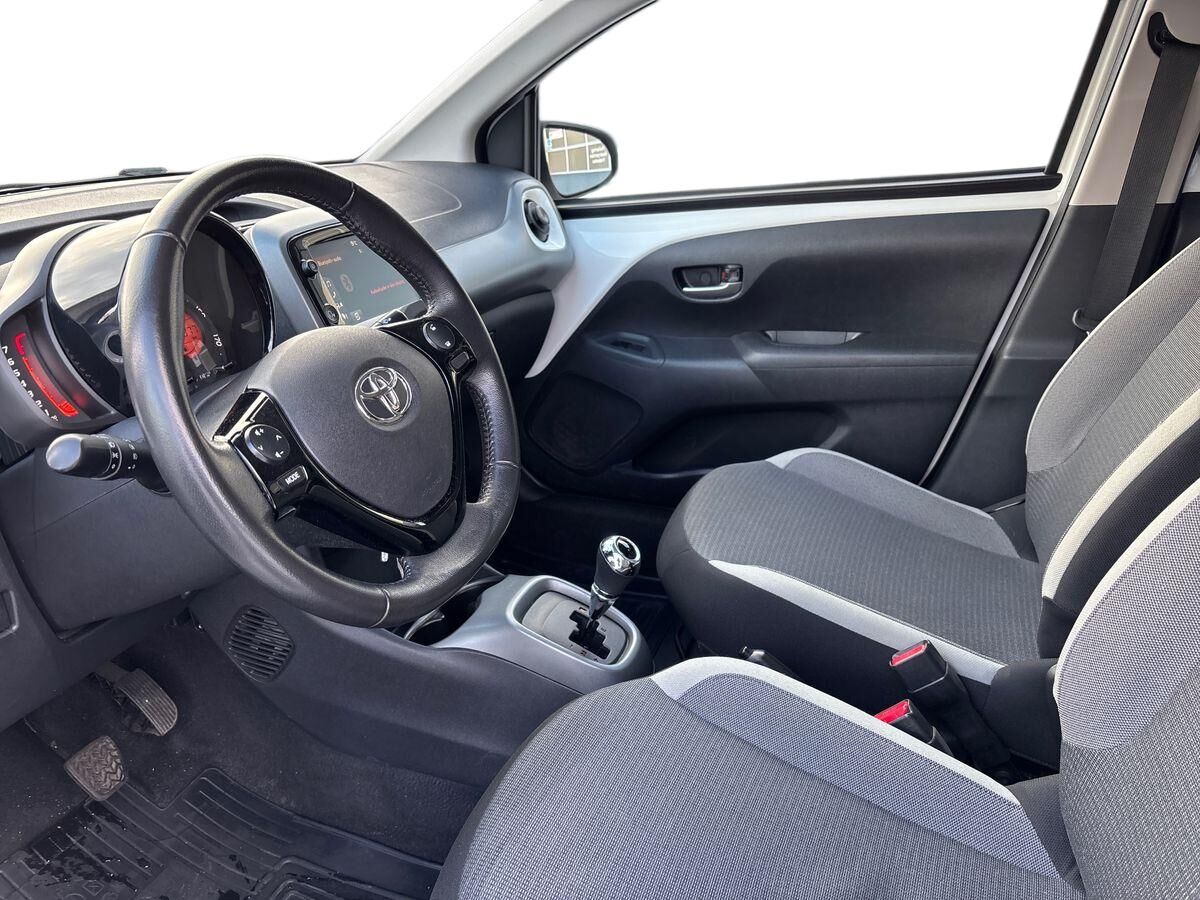 Billede af Toyota Aygo 1,0 VVT-I X-Press X-Shift 72HK 5d Aut.