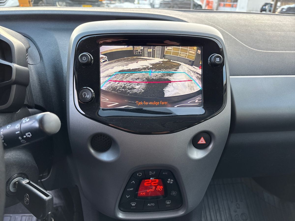 Billede af Toyota Aygo 1,0 VVT-I X-Press X-Shift 72HK 5d Aut.