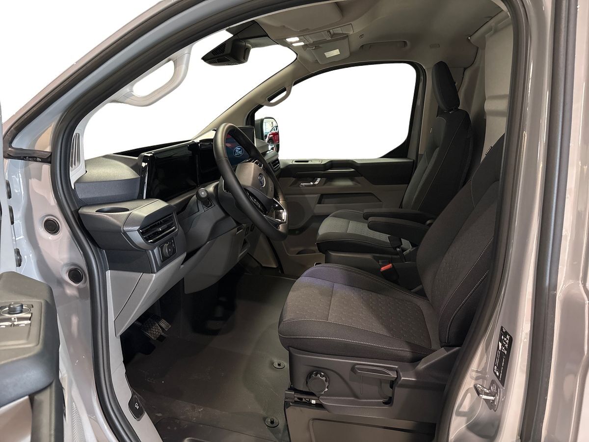 Billede af Ford E-Transit Custom 340 L2H1 EL Limited 218HK Van Aut.