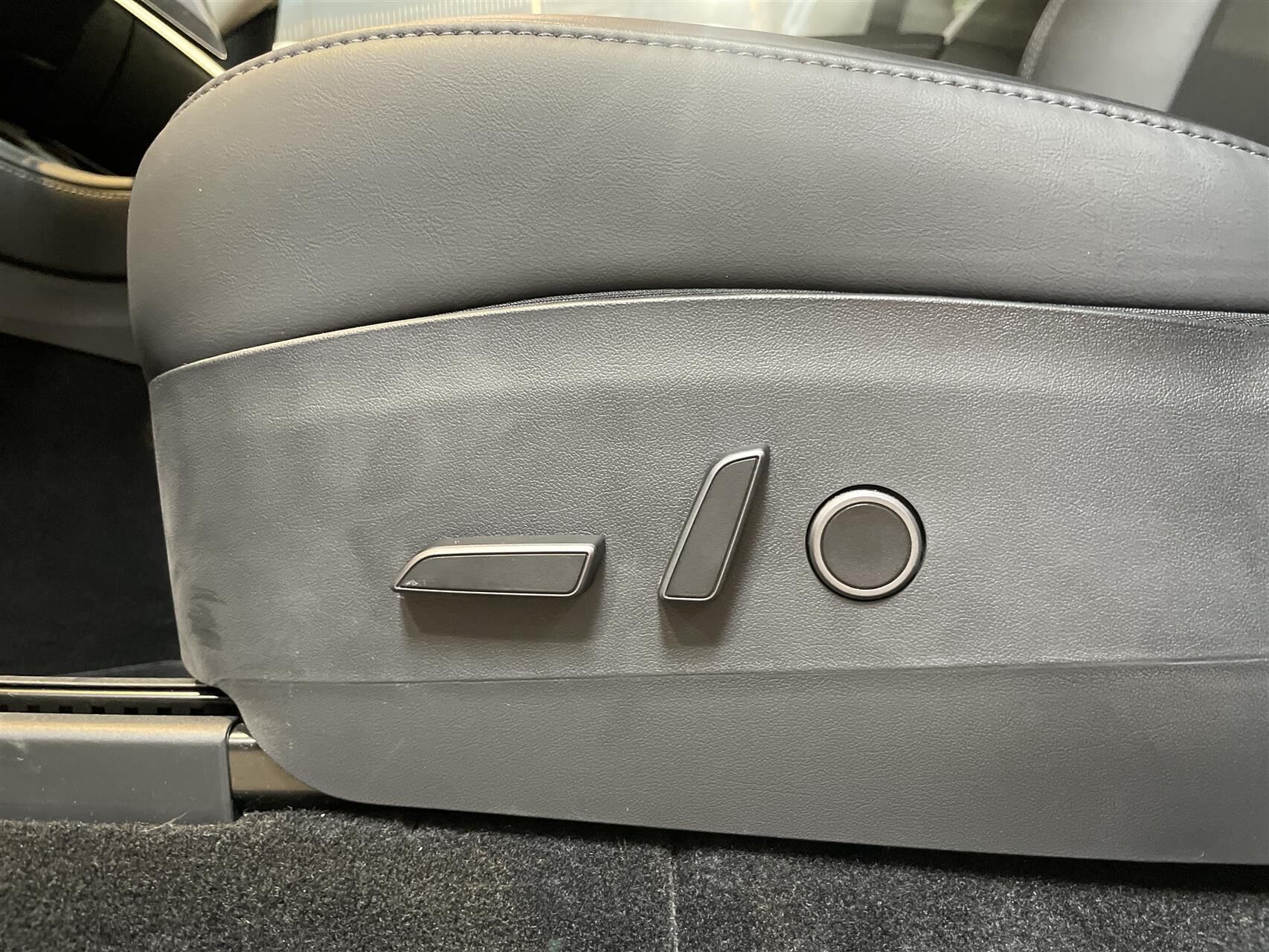 Billede af Tesla Model Y EL RWD 299HK 5d Aut.