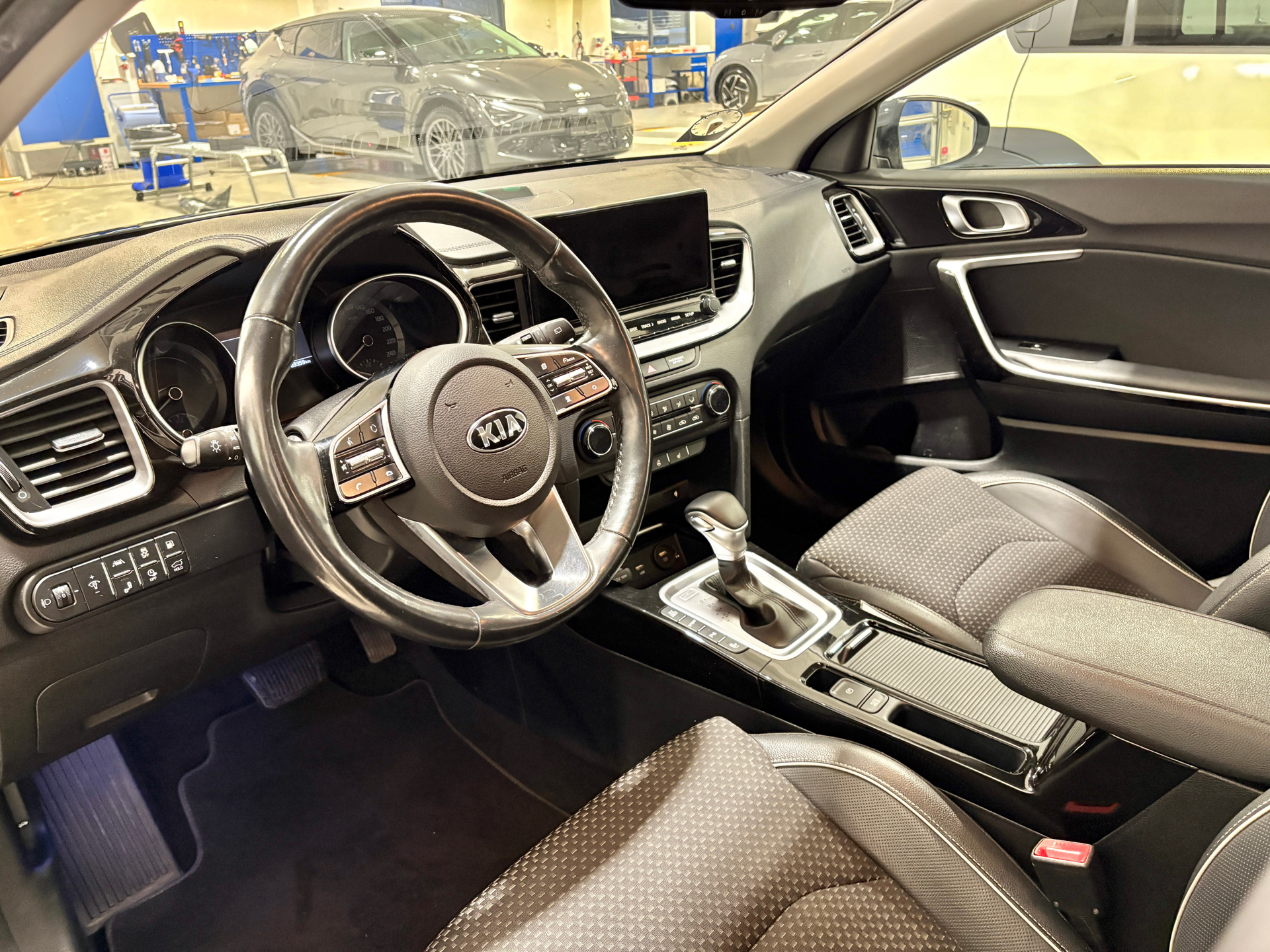 Billede af Kia Ceed SW 1,6 GDI PHEV  Plugin-hybrid Plus DCT 141HK Stc 6g Aut.