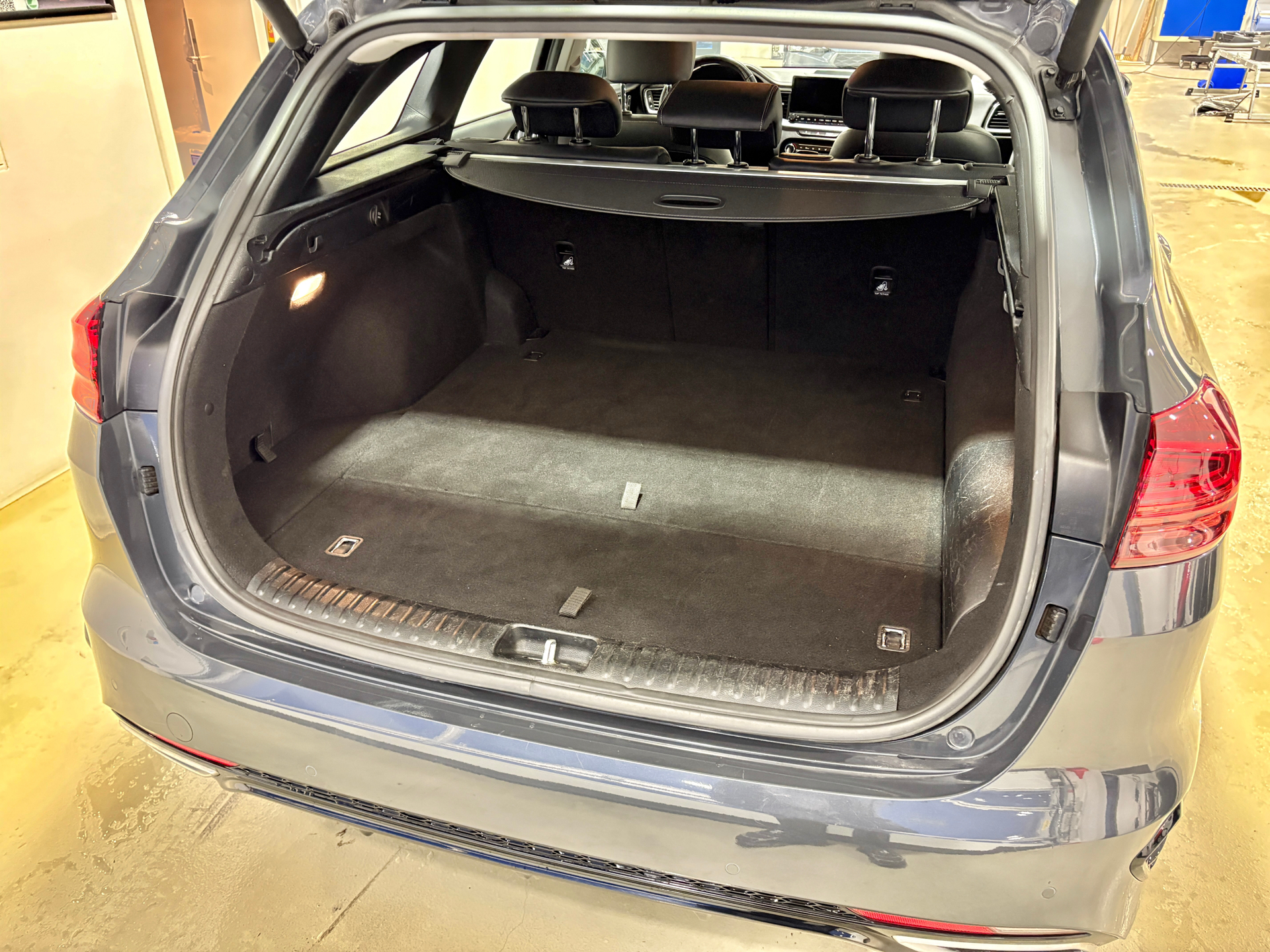 Billede af Kia Ceed SW 1,6 GDI PHEV  Plugin-hybrid Plus DCT 141HK Stc 6g Aut.