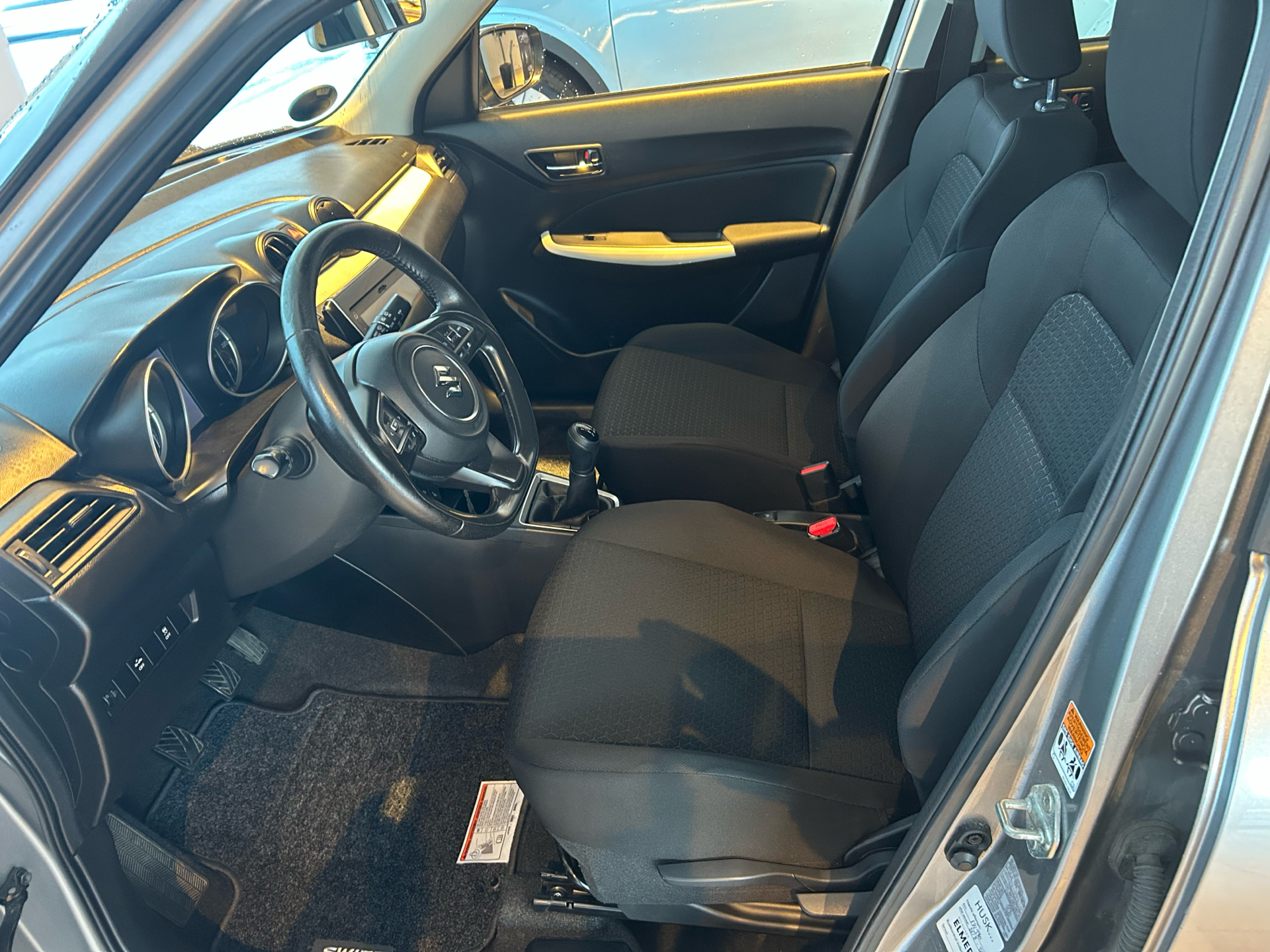 Billede af Suzuki Swift 1,2 Dualjet Action AEB Gold 90HK 5d