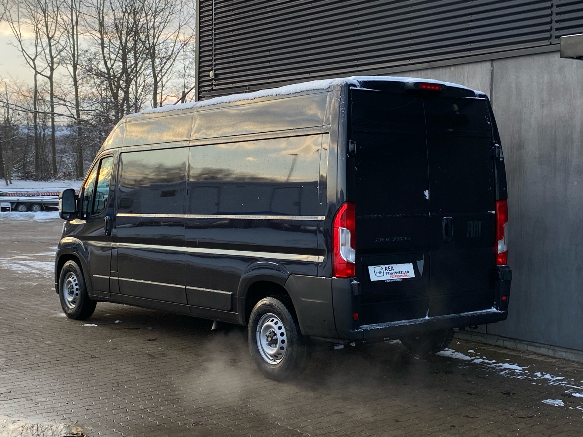 Billede af Fiat Ducato 35M L3H2 2,2 Multijet Pro+ 180HK Van 8g Aut.