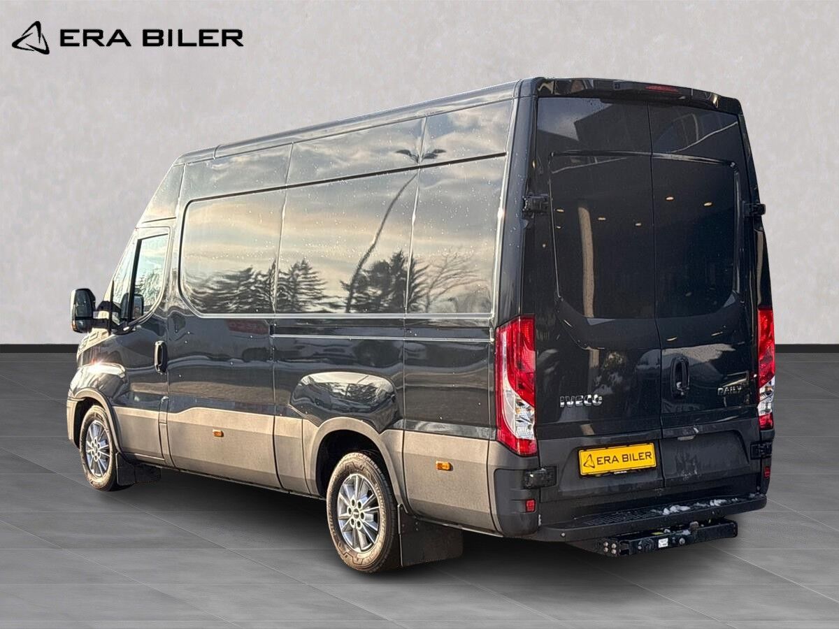 Billede af Iveco Daily 35S21 12m3 3,0 D Hi-Matic 210HK Van 8g Aut.