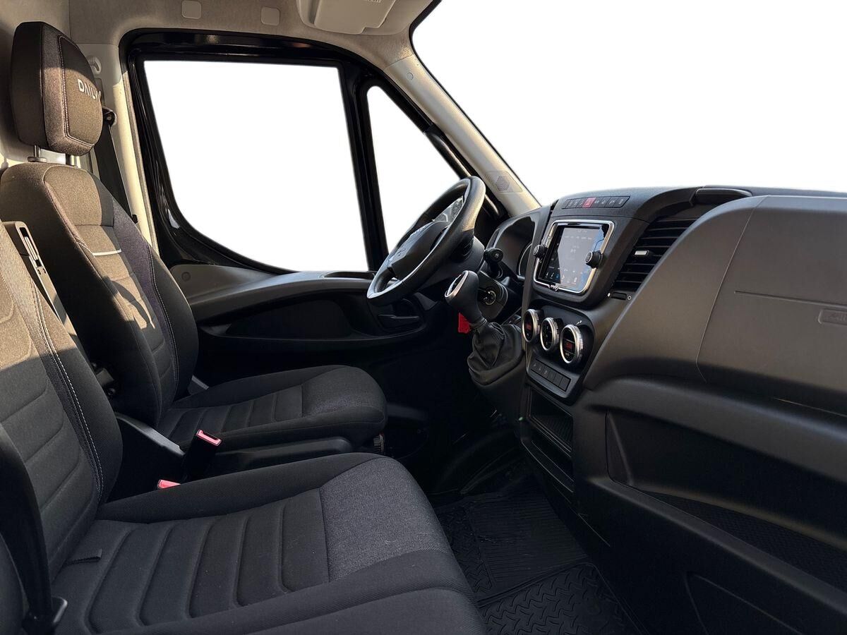 Billede af Iveco Daily 35S21 12m3 3,0 D Hi-Matic 210HK Van 8g Aut.