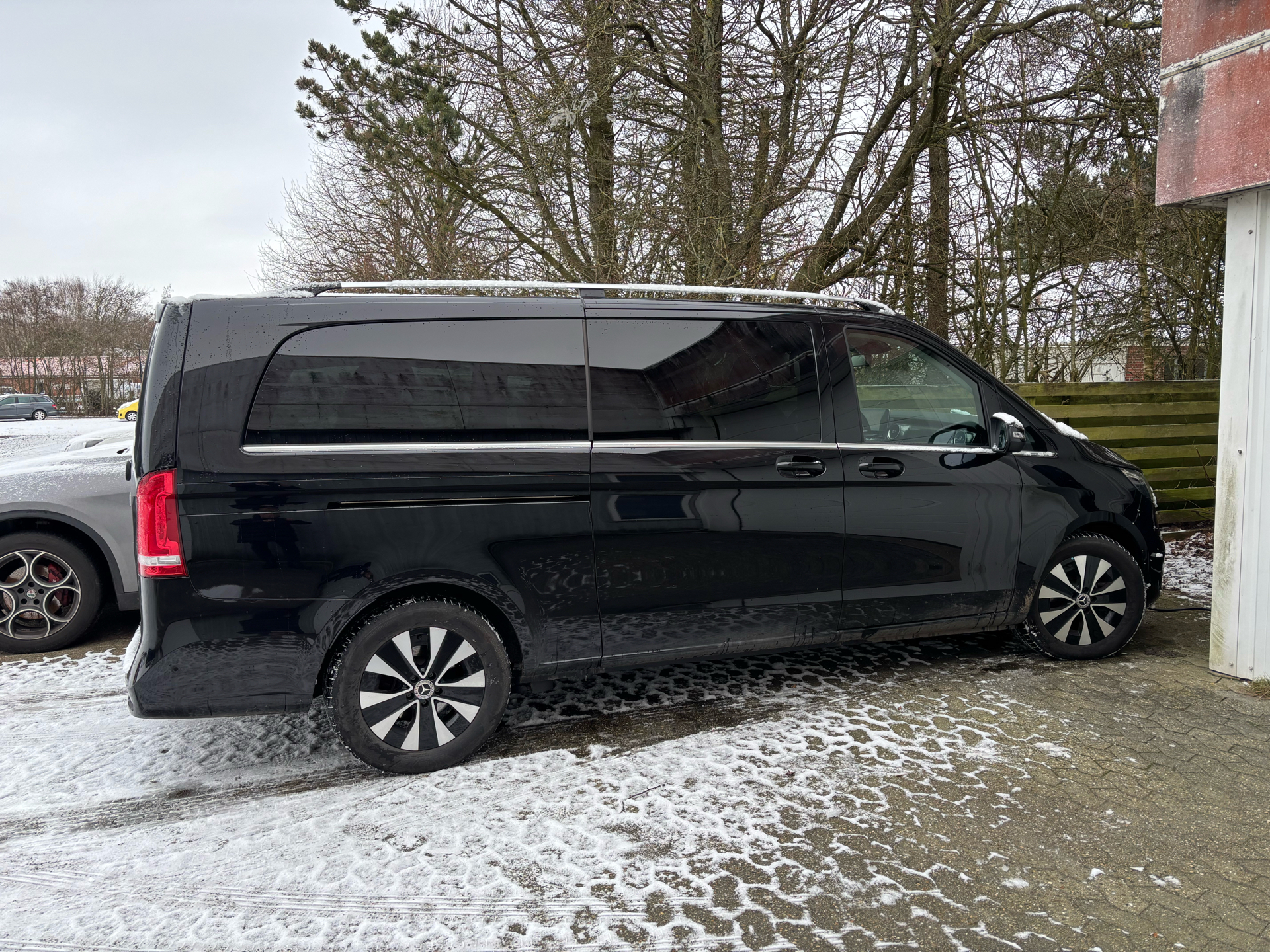 Billede af Mercedes-Benz EQV 300 Ekstra Lang EL Avantgarde 204HK Aut.
