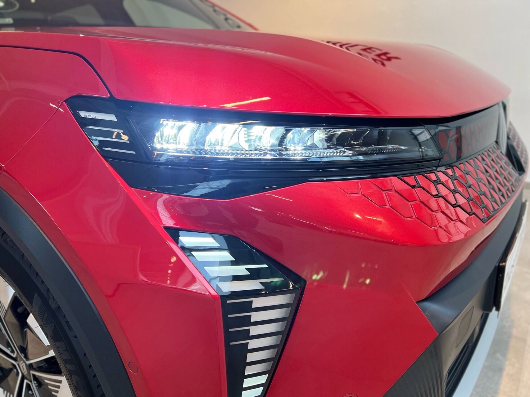 Billede af Renault Scénic E-TECH Techno 220HK Aut.