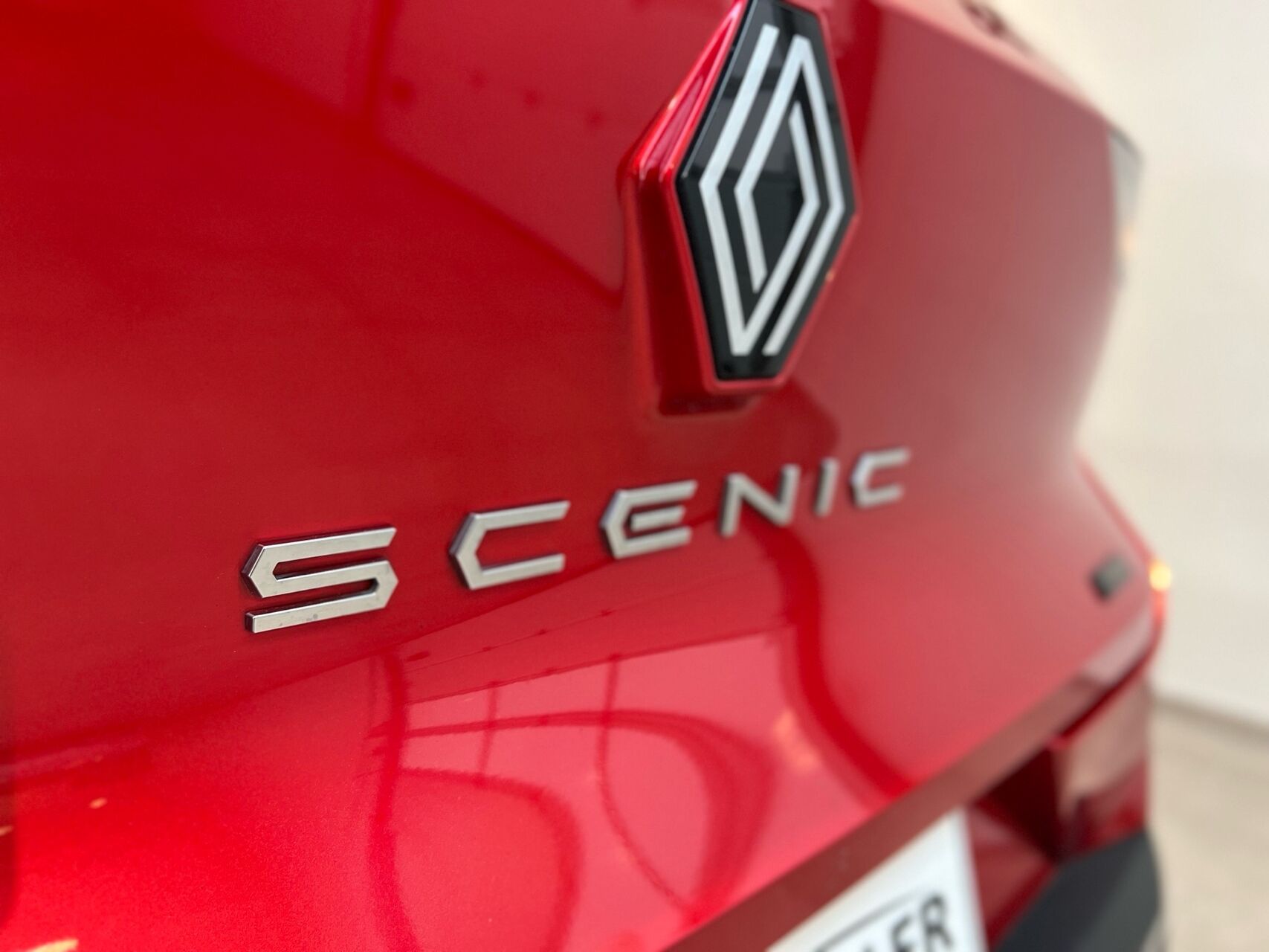 Billede af Renault Scénic E-TECH Techno 220HK Aut.