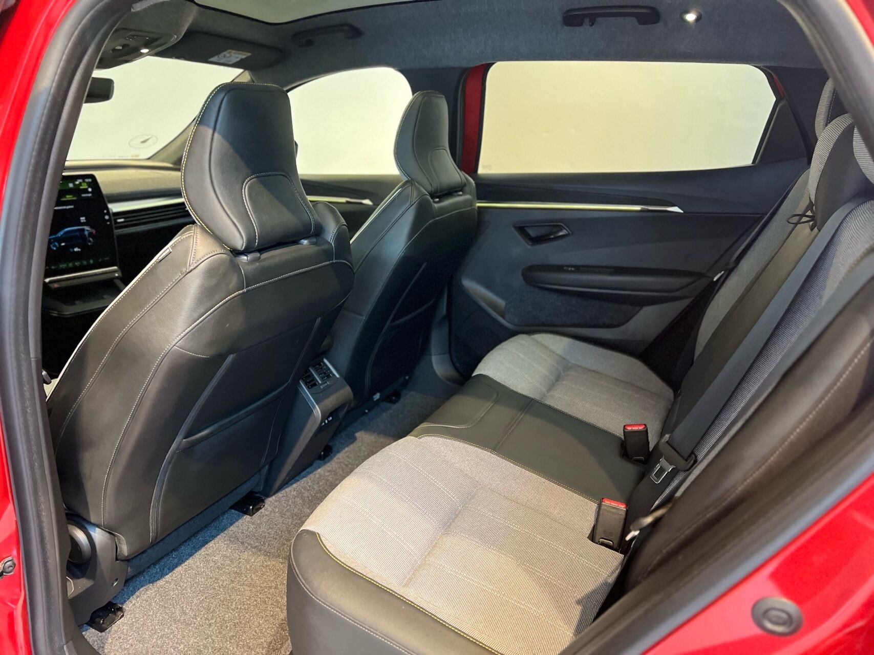 Billede af Renault Scénic E-TECH Techno 220HK Aut.