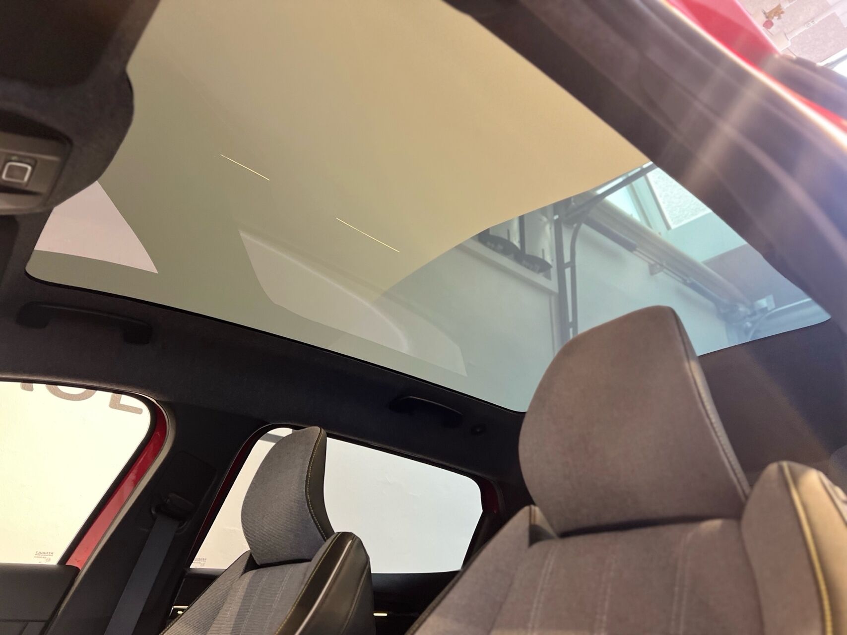 Billede af Renault Scénic E-TECH Techno 220HK Aut.