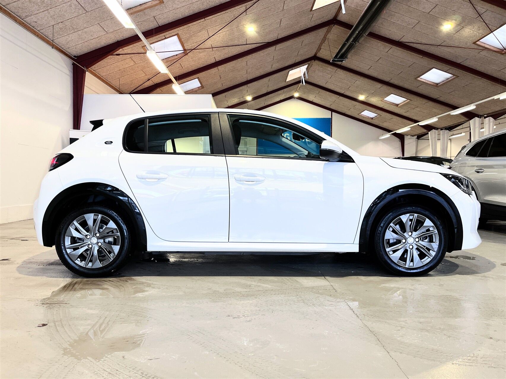 Billede af Peugeot e-208 EL Active 136HK 5d Aut.