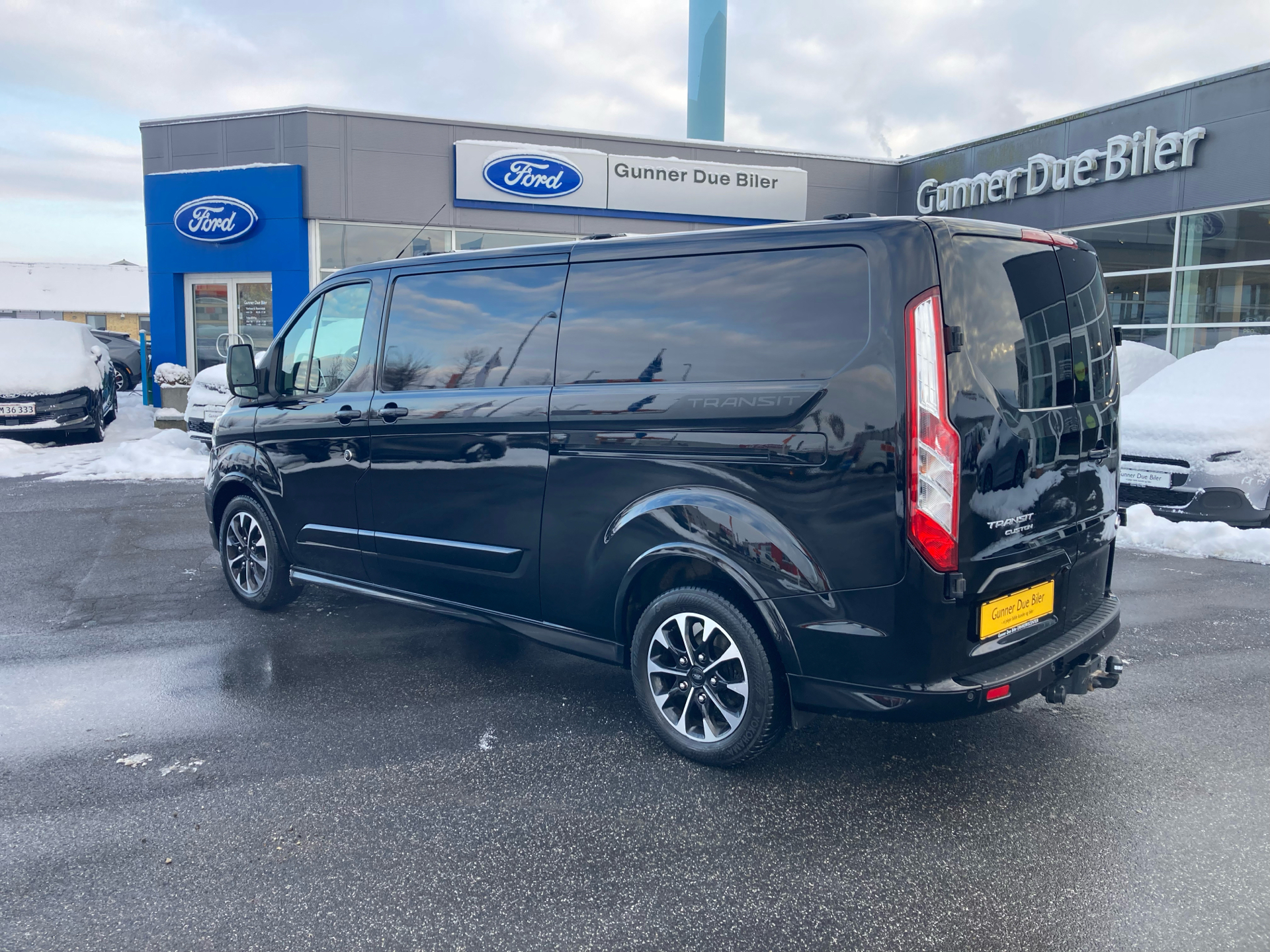 Billede af Ford Transit Custom 320 L2H1 2,0 TDCi Sport 185HK Van 6g Aut.