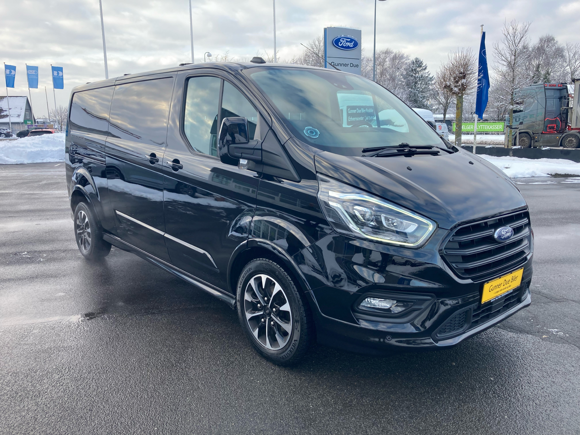 Billede af Ford Transit Custom 320 L2H1 2,0 TDCi Sport 185HK Van 6g Aut.