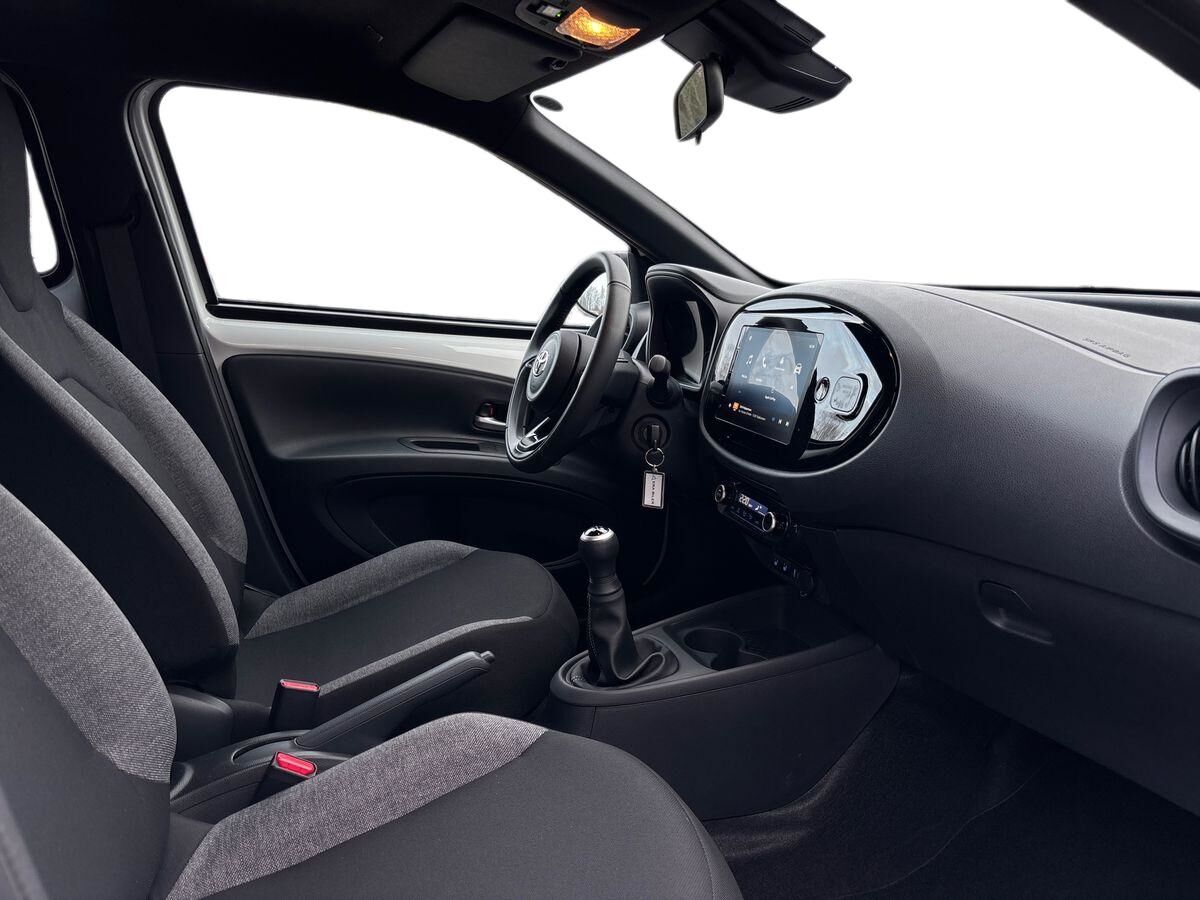 Billede af Toyota Aygo X 1,0 VVT-I Active 72HK 5d