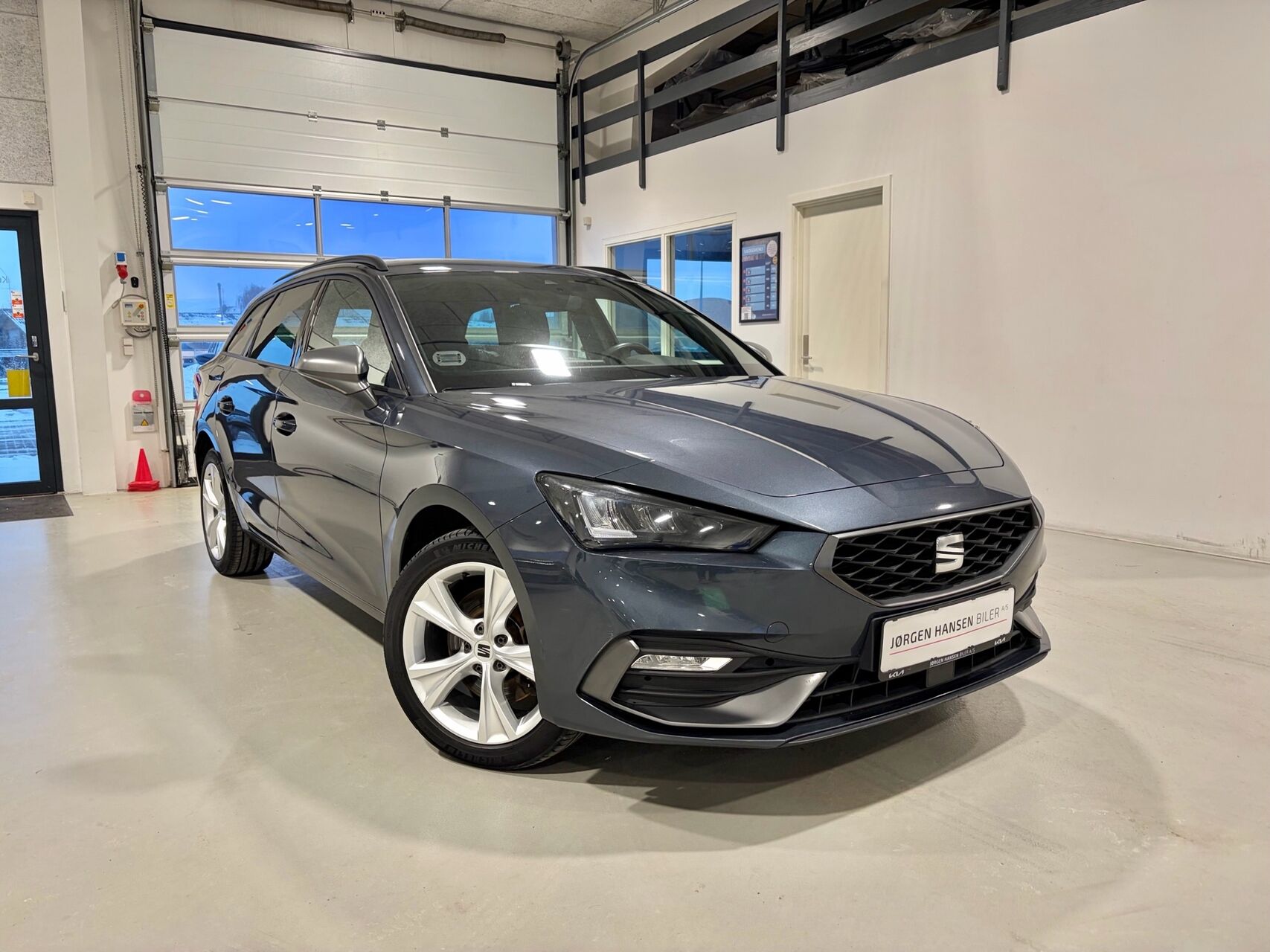 Billede af Seat Leon Sportstourer 1,4 e-Hybrid FR DSG 204HK Stc 6g Aut.