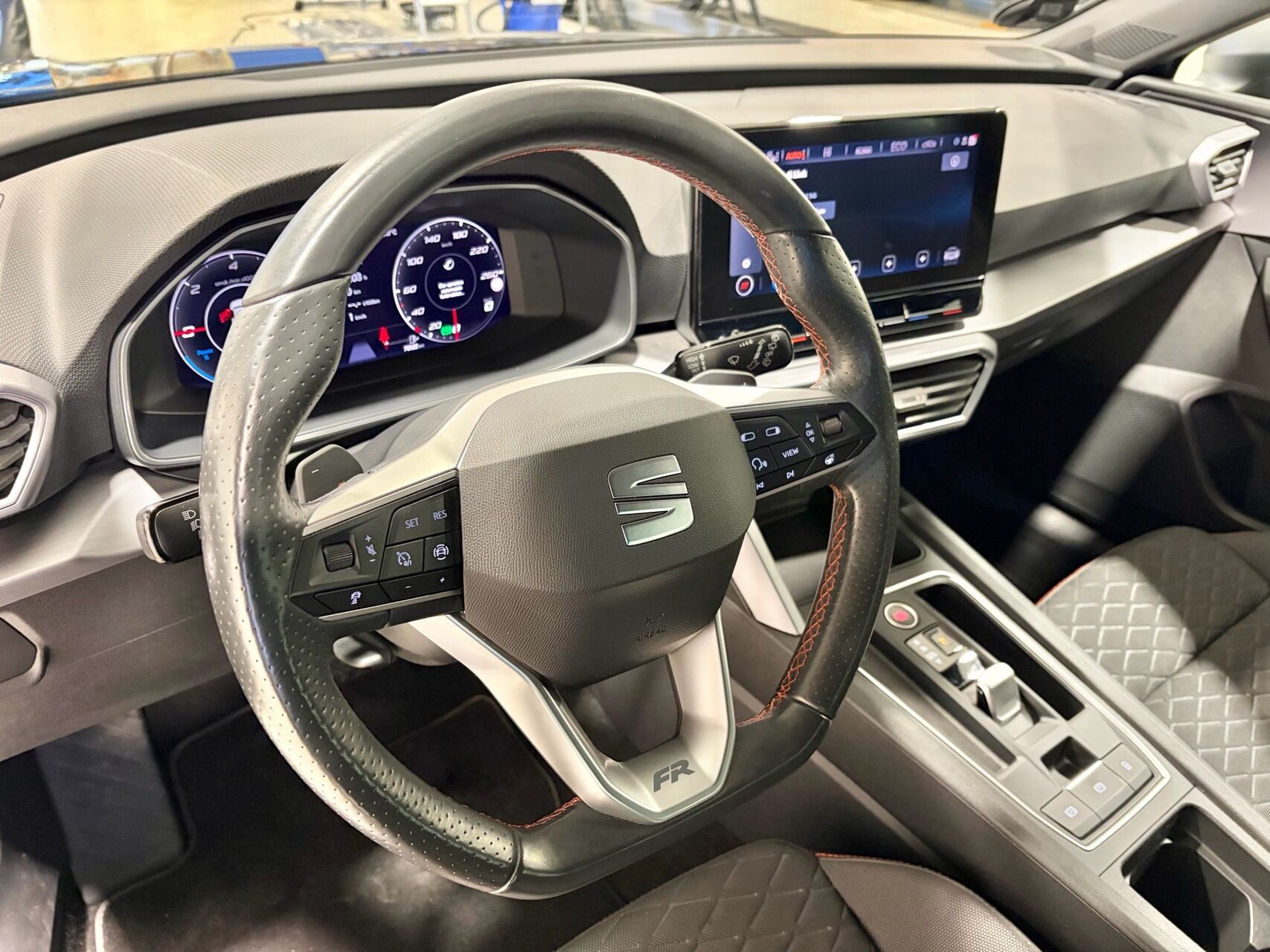 Billede af Seat Leon Sportstourer 1,4 e-Hybrid FR DSG 204HK Stc 6g Aut.