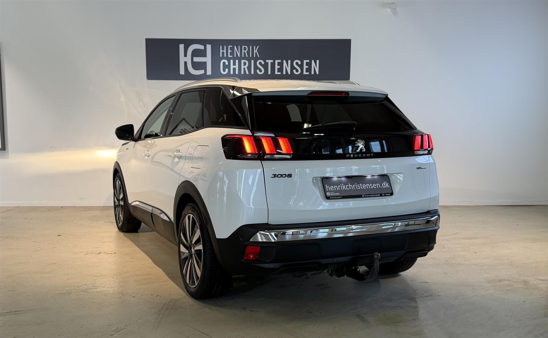 Billede af Peugeot 3008 1,6 PureTech  Plugin-hybrid Allure LTD EAT8 225HK 5d 8g Aut.