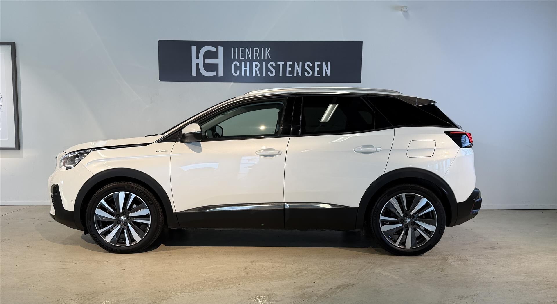 Billede af Peugeot 3008 1,6 PureTech  Plugin-hybrid Allure LTD EAT8 225HK 5d 8g Aut.