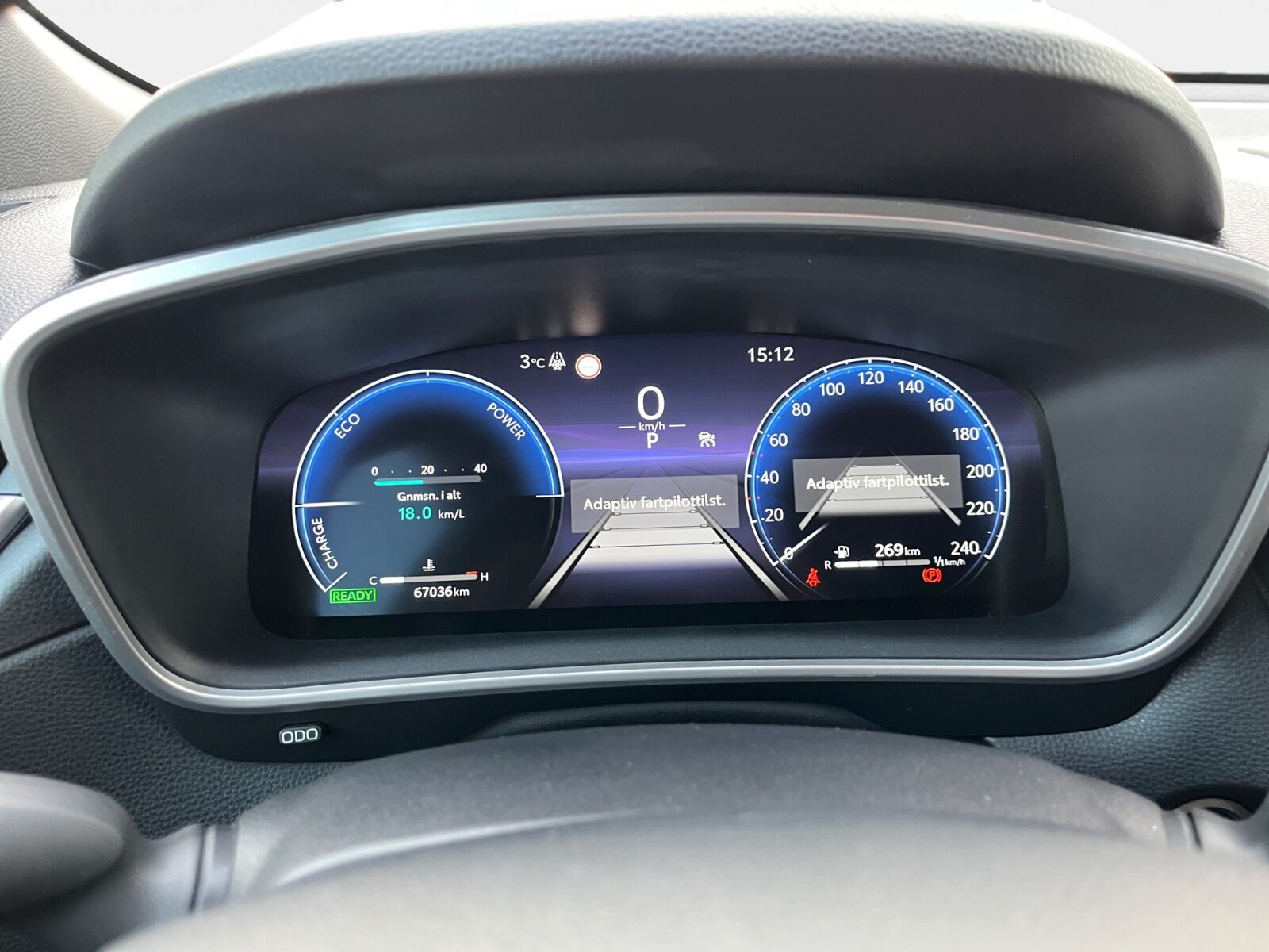 Billede af Toyota Corolla Cross 2,0 Hybrid Style Comfort E-CVT 197HK 5d Aut.