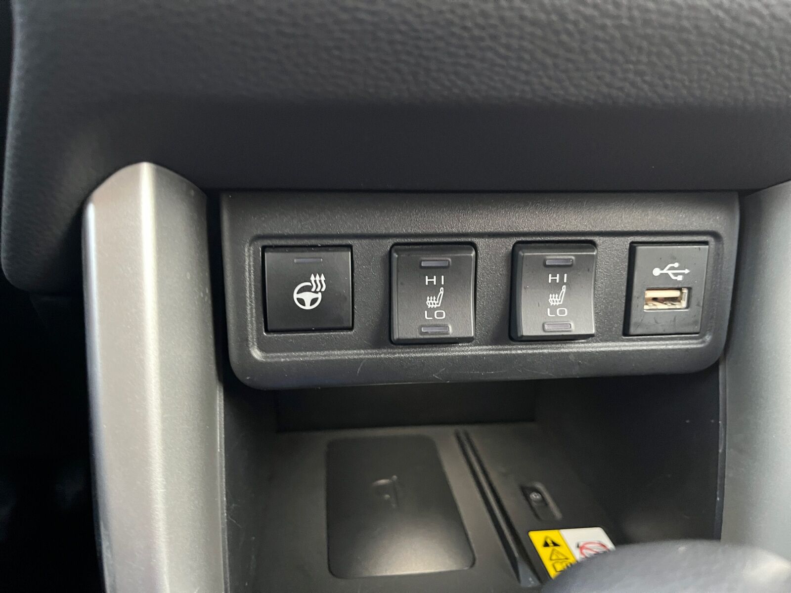 Billede af Toyota Corolla Cross 2,0 Hybrid Style Comfort E-CVT 197HK 5d Aut.