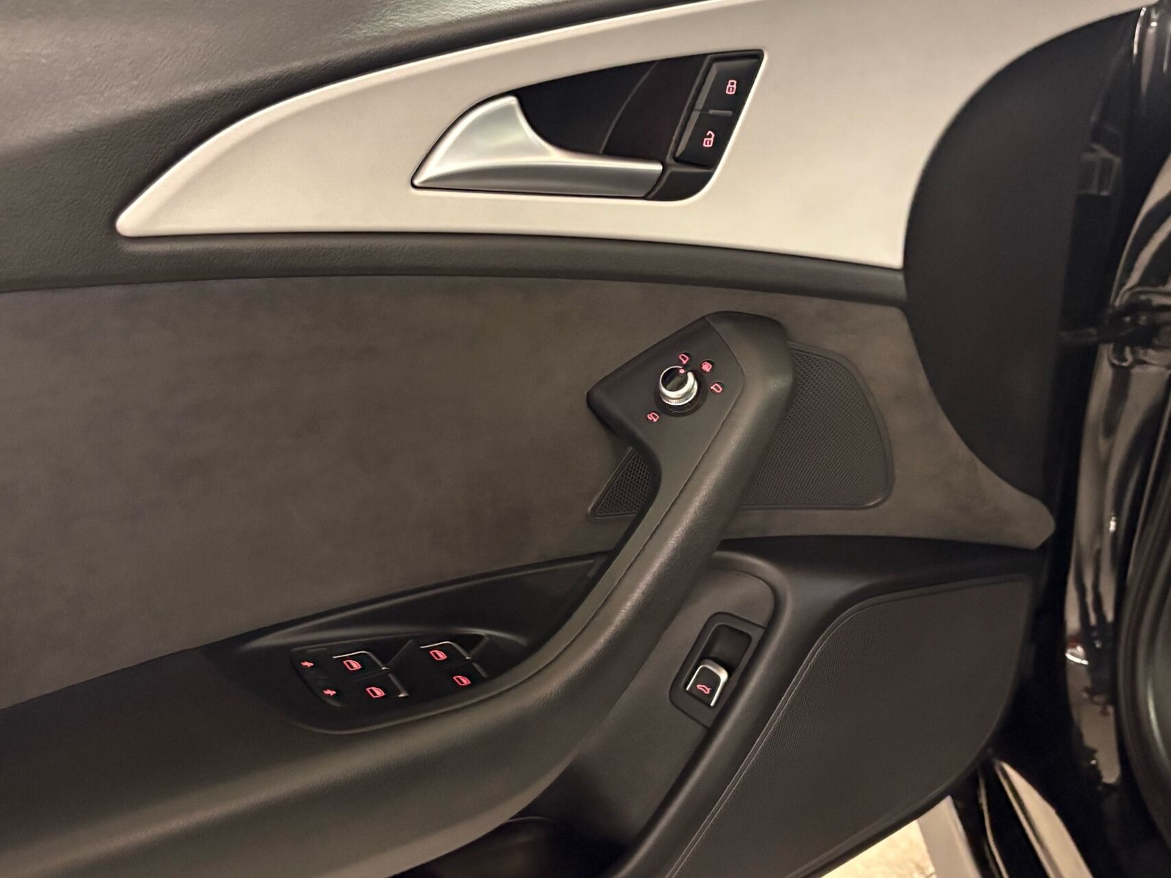 Billede af Audi A6 Avant 3,0 TDI S Tronic 218HK Stc 7g Aut.