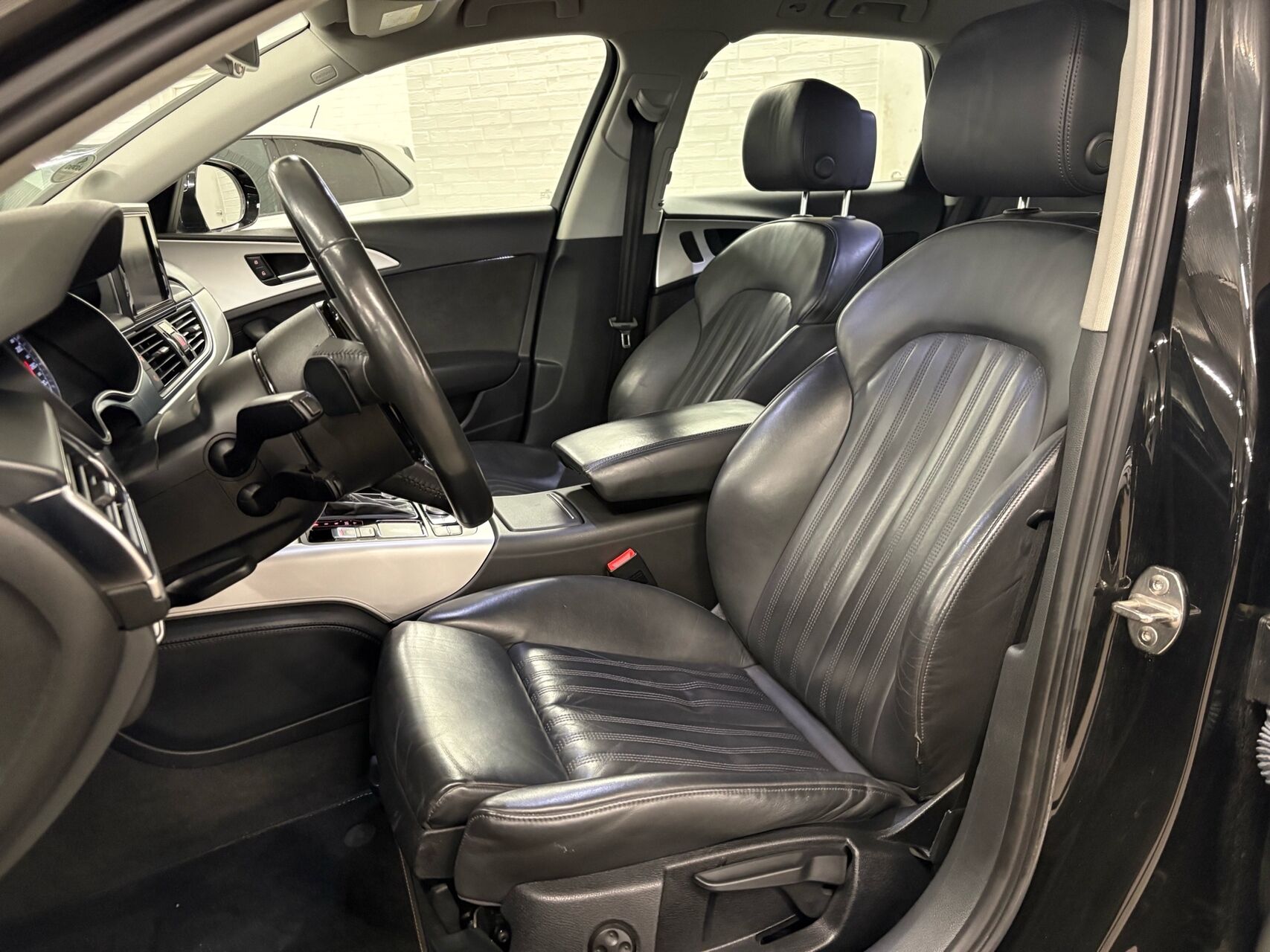 Billede af Audi A6 Avant 3,0 TDI S Tronic 218HK Stc 7g Aut.