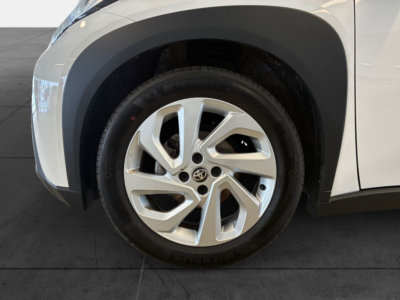 Billede af Toyota Aygo X 1,0 VVT-I Active 72HK 5d