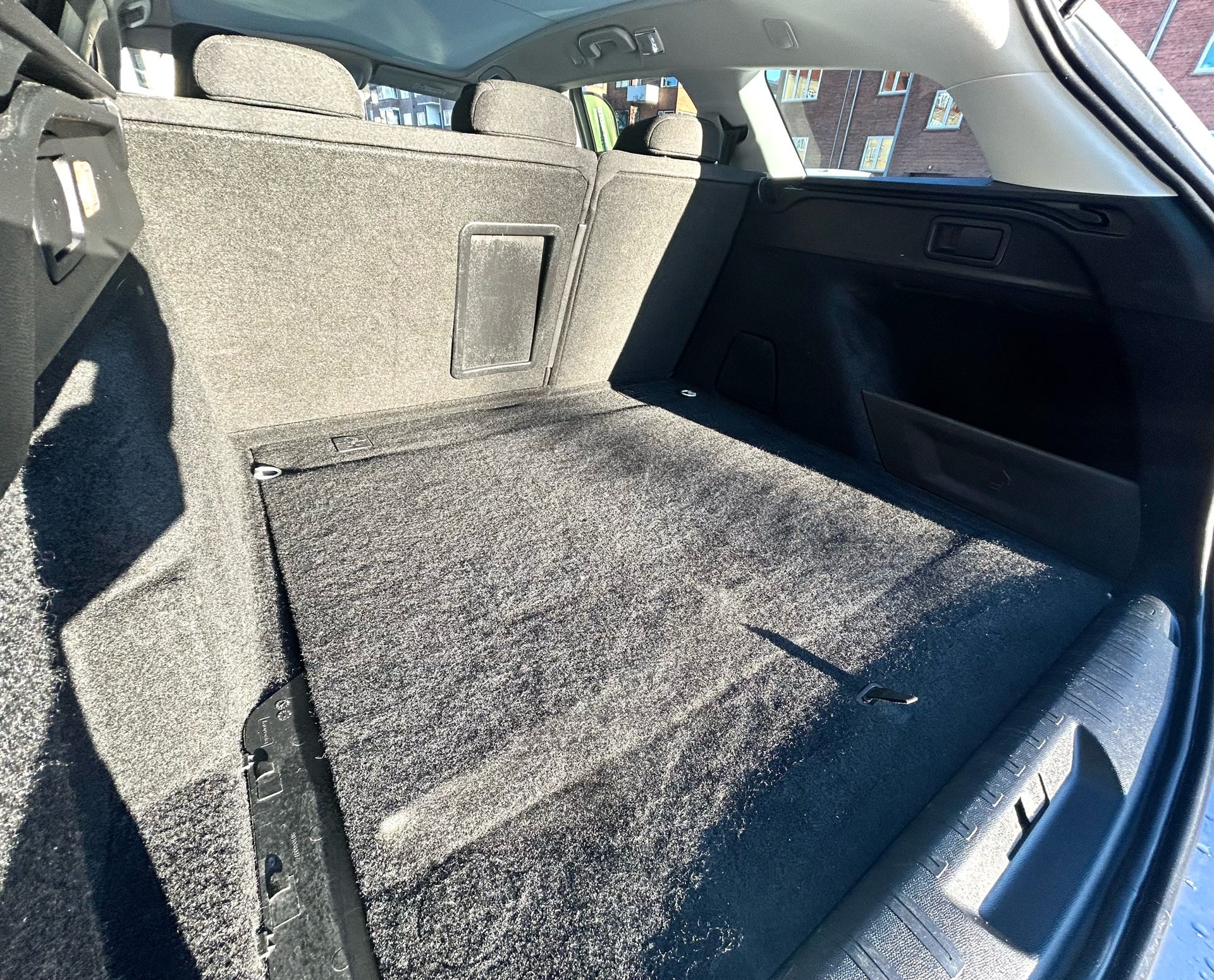 Billede af Peugeot 308 SW 1,6 BlueHDi Style LTD 120HK Stc