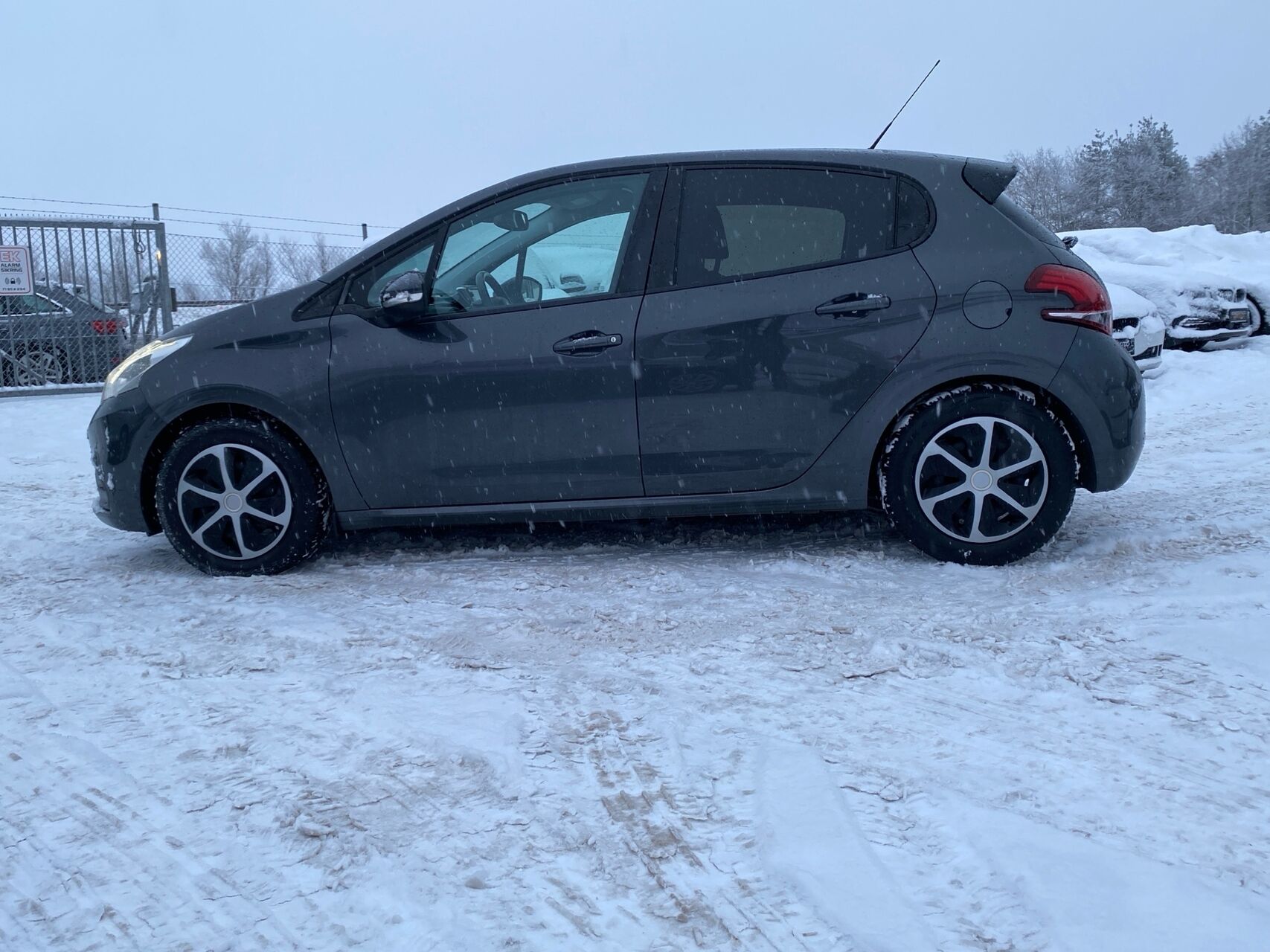 Billede af Peugeot 208 1,6 BlueHDi Chili Plus 100HK 5d
