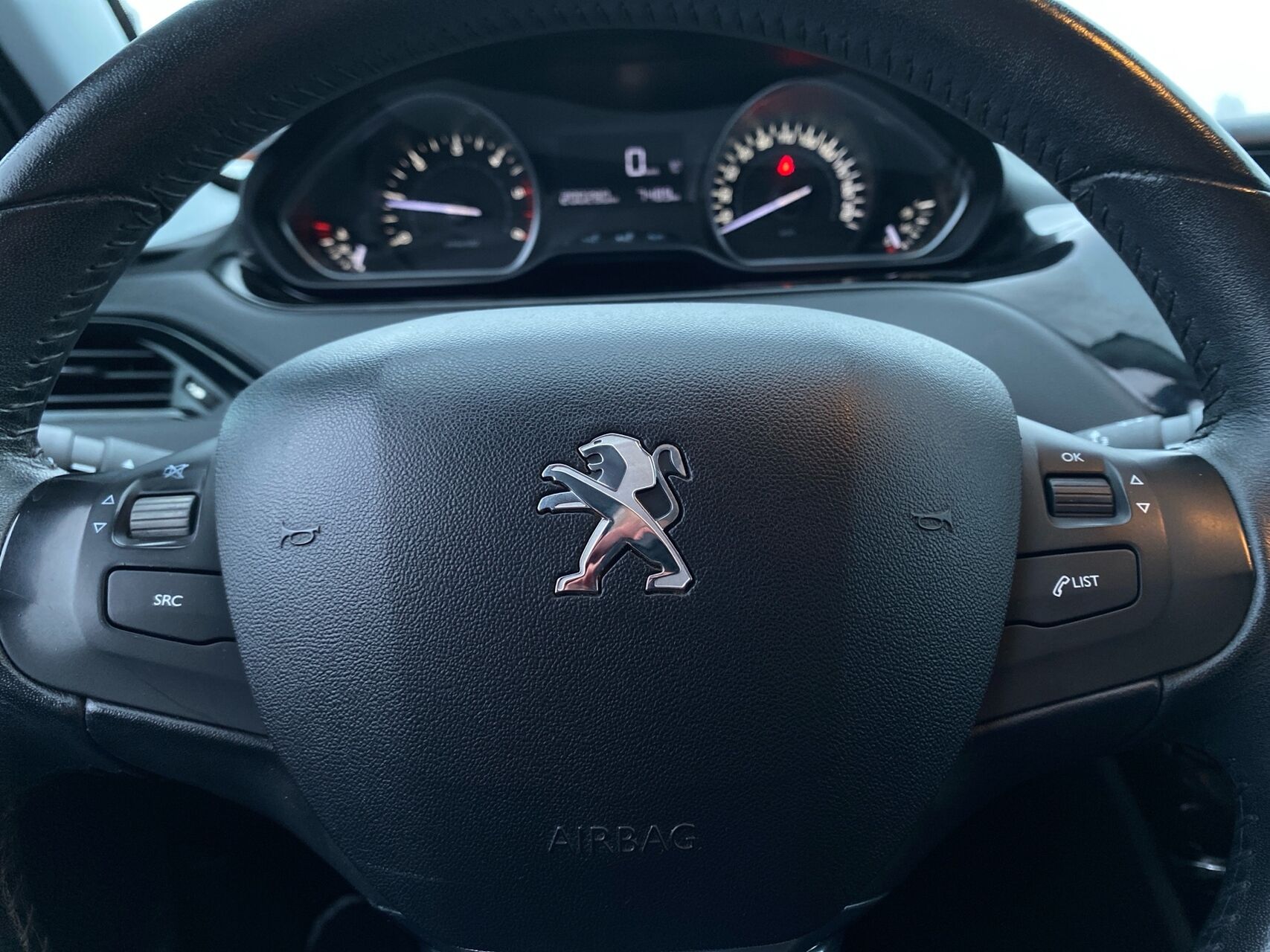 Billede af Peugeot 208 1,6 BlueHDi Chili Plus 100HK 5d