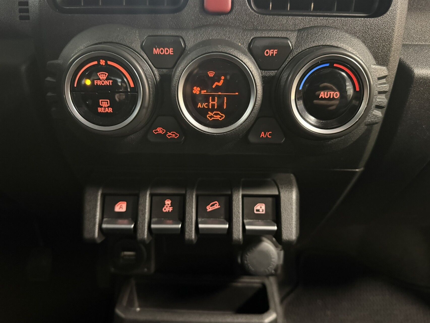 Billede af Suzuki Jimny 1,5 Adventure AllGrip 102HK 3d