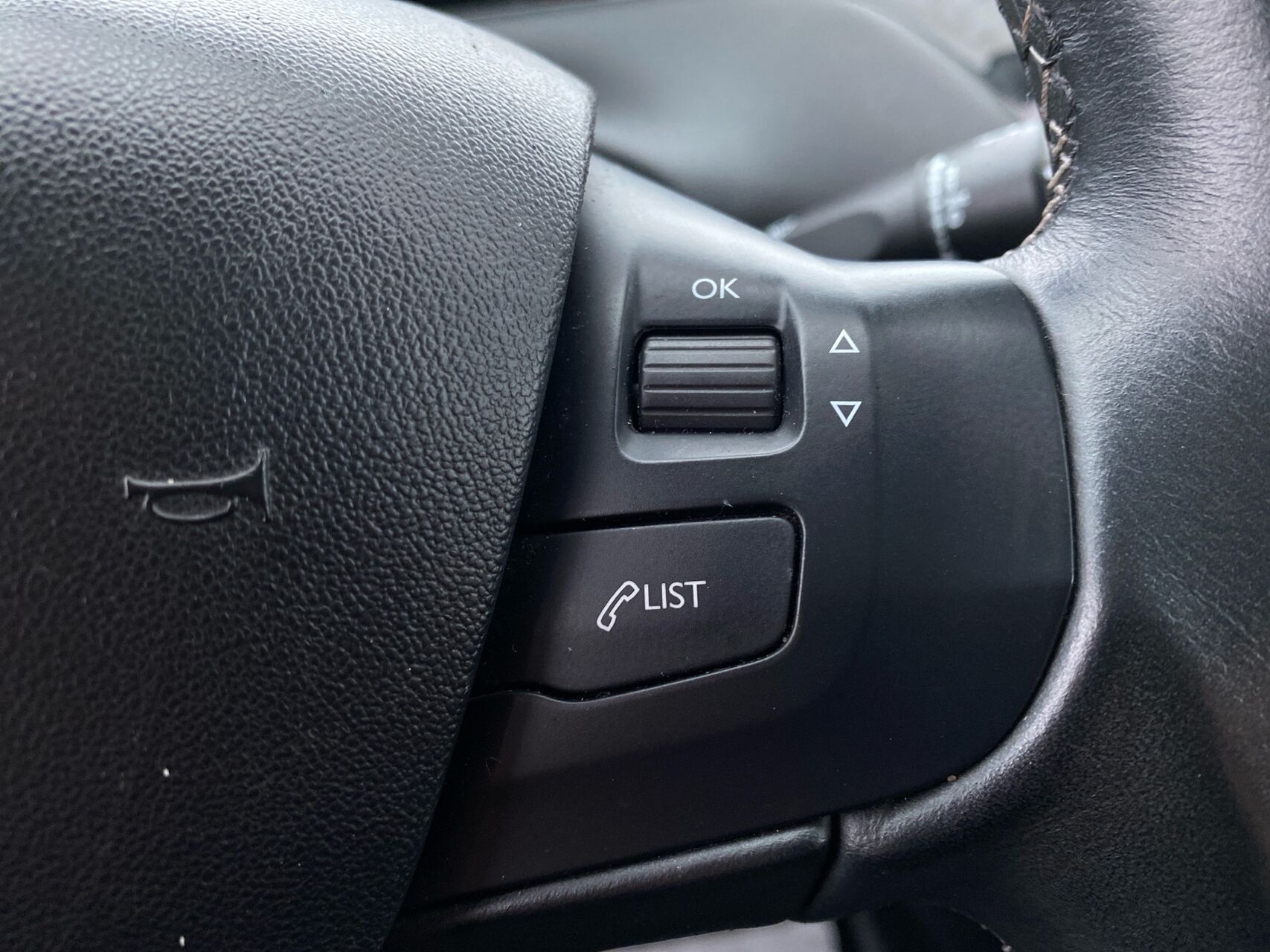 Billede af Peugeot 208 1,6 e-HDi Allure 92HK 5d