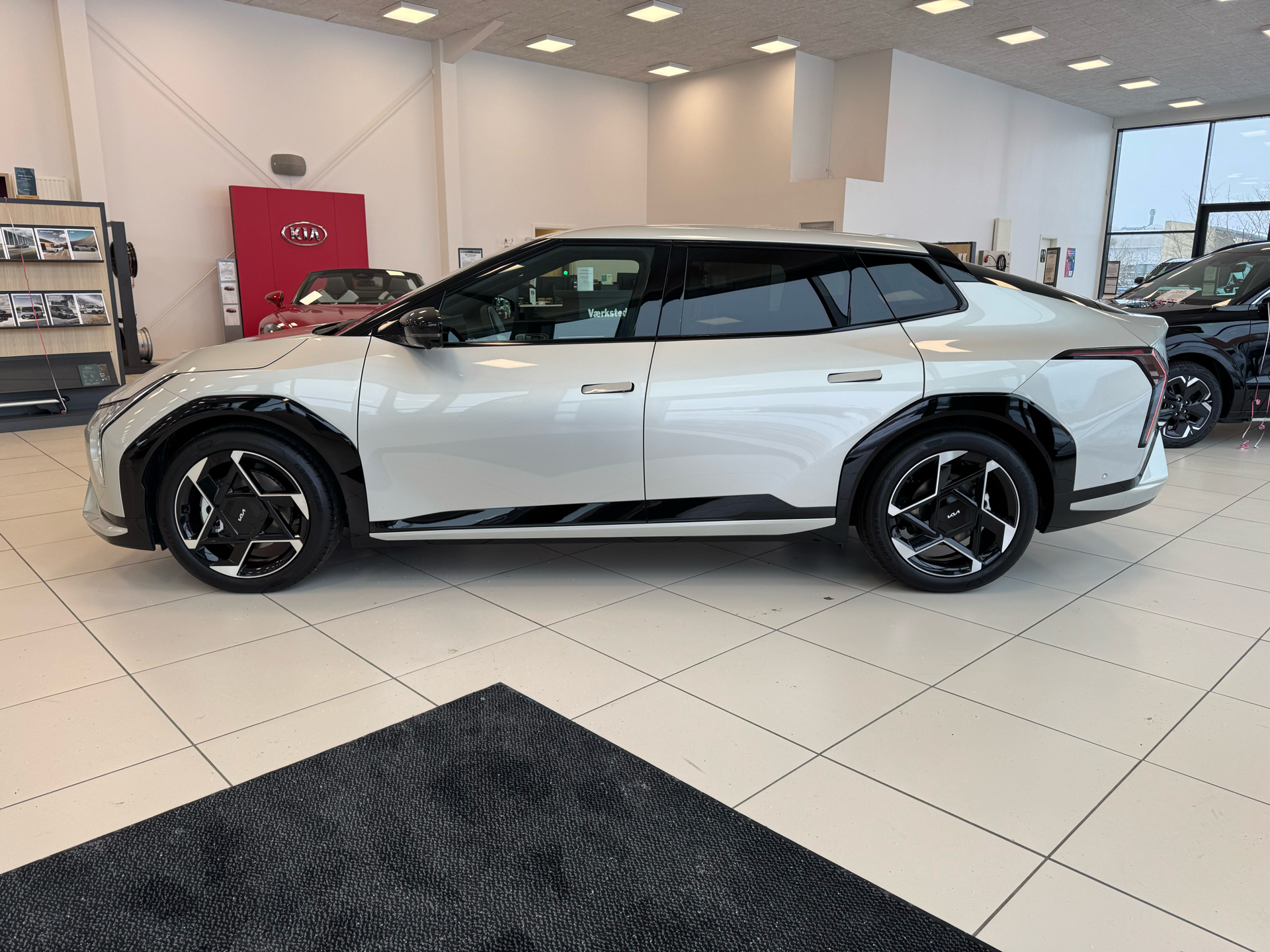 Billede af Kia EV4 Fastback 4 døre Long Range 204hk GT-Line MY26