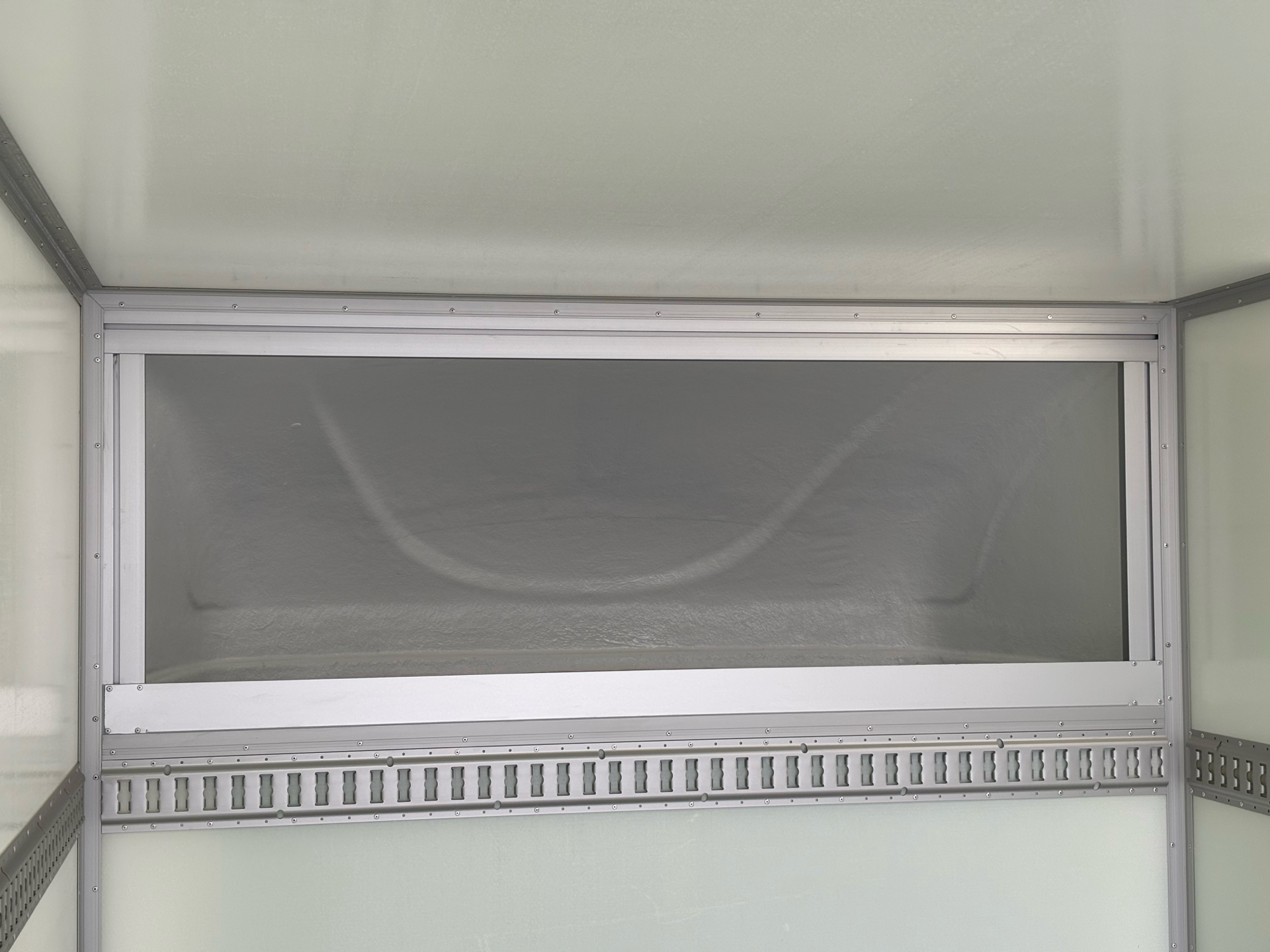 Billede af Iveco Daily 35S18 4100mm 3,0 D 180HK Ladv./Chas. 8g Aut.