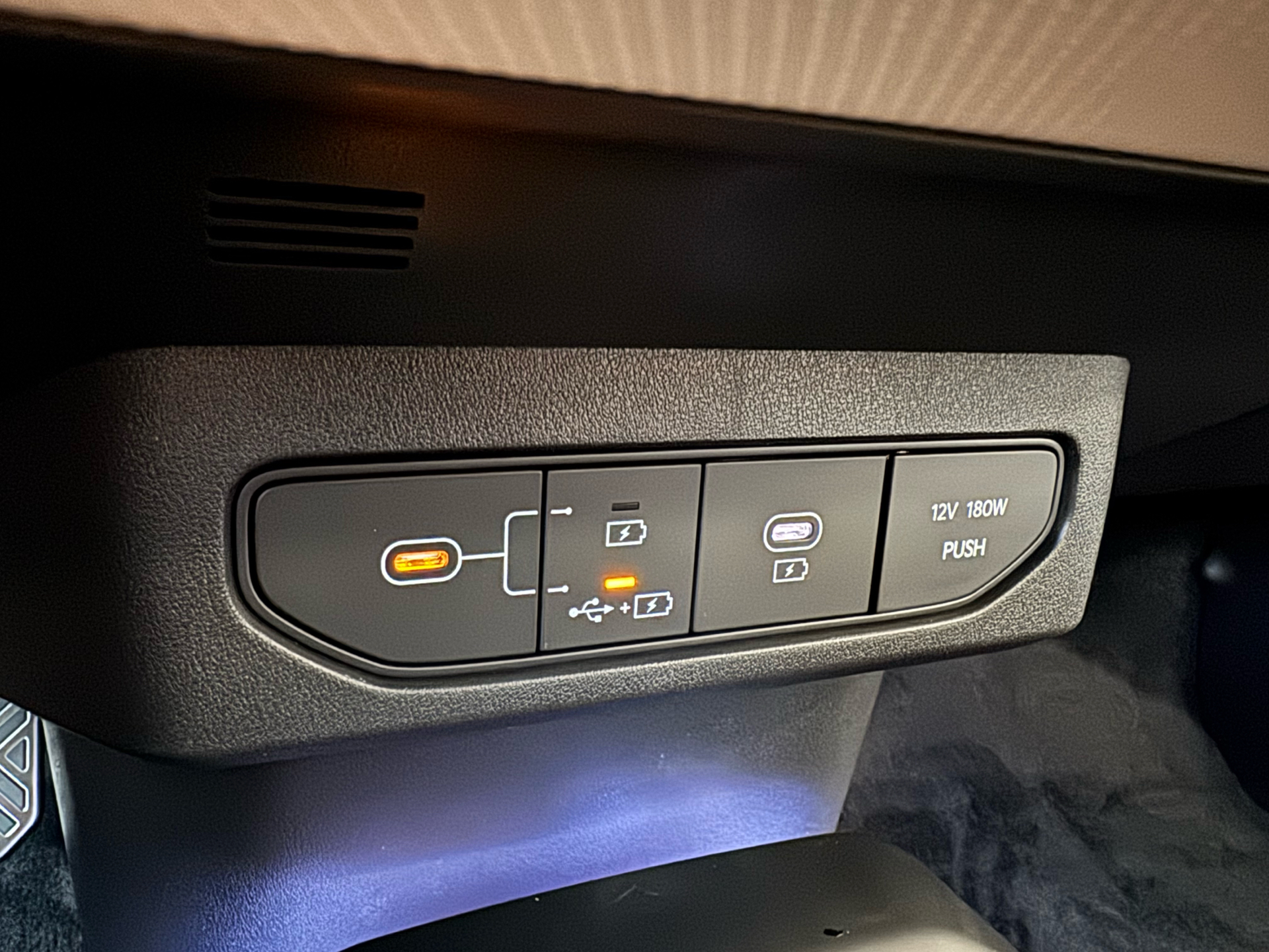 Billede af Kia EV4 Fastback 4 døre Long Range 204hk GT-Line MY26