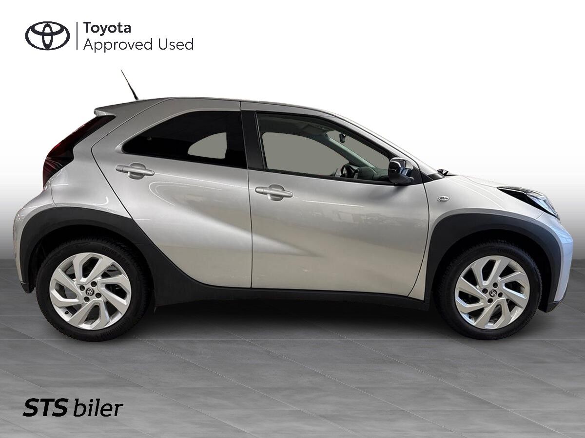 Billede af Toyota Aygo X 1,0 VVT-I Active 72HK 5d