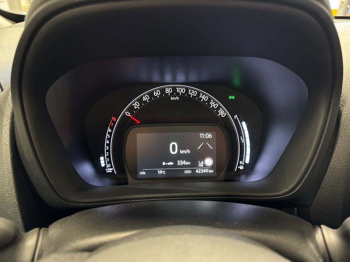 Billede af Toyota Aygo X 1,0 VVT-I Active 72HK 5d