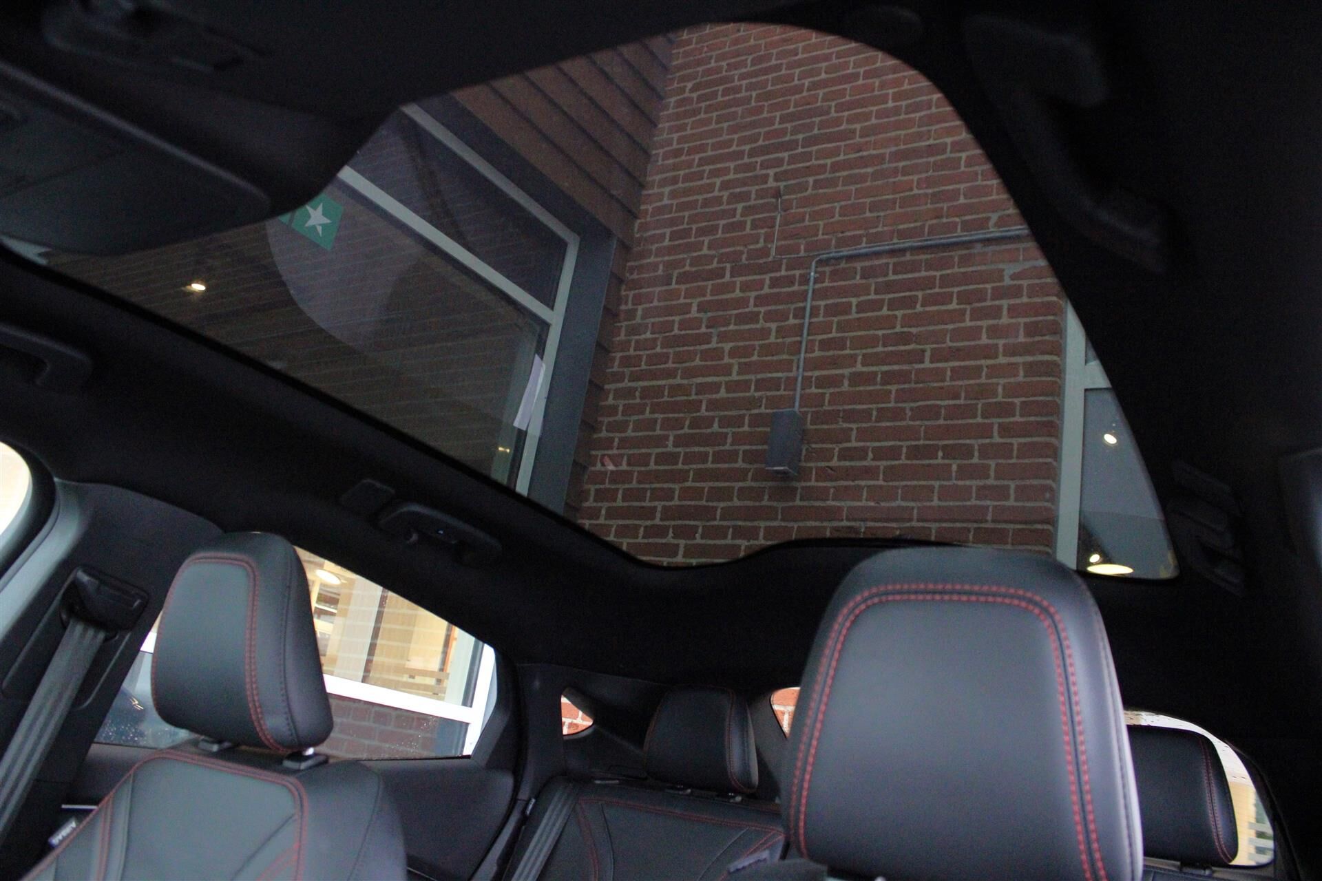 Billede af Ford Mustang Mach-E EL UR Premium 294HK 5d Aut.