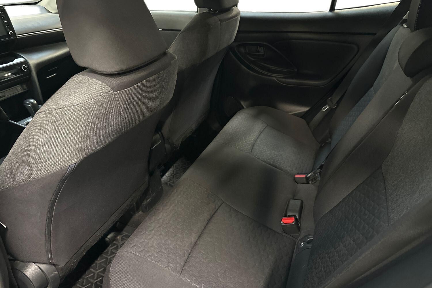 Billede af Toyota Yaris Cross 1,5 Hybrid Essential Comfort 116HK 5d Trinl. Gear