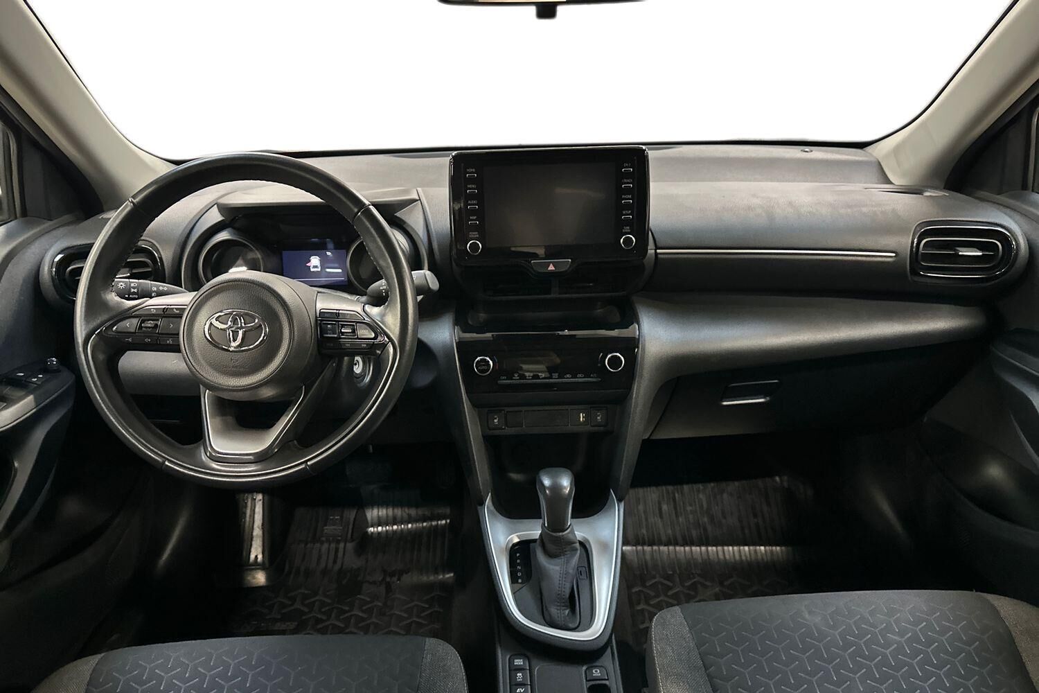 Billede af Toyota Yaris Cross 1,5 Hybrid Essential Comfort 116HK 5d Trinl. Gear